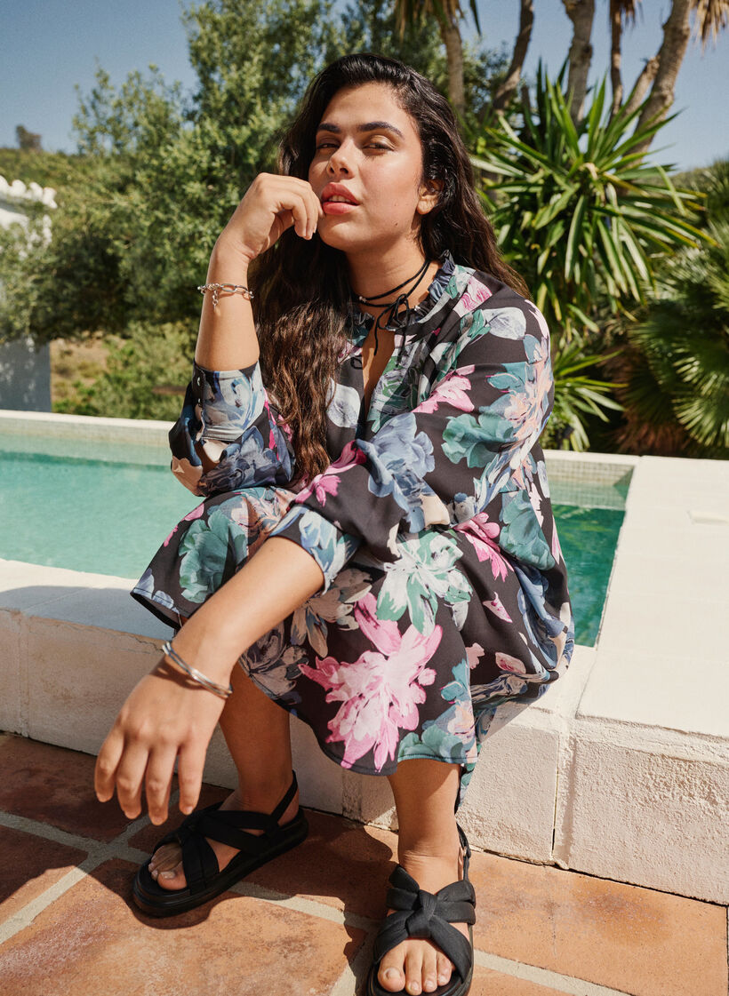 Long-sleeved dress with floral print, Rose Flower AOP, Image image number 0