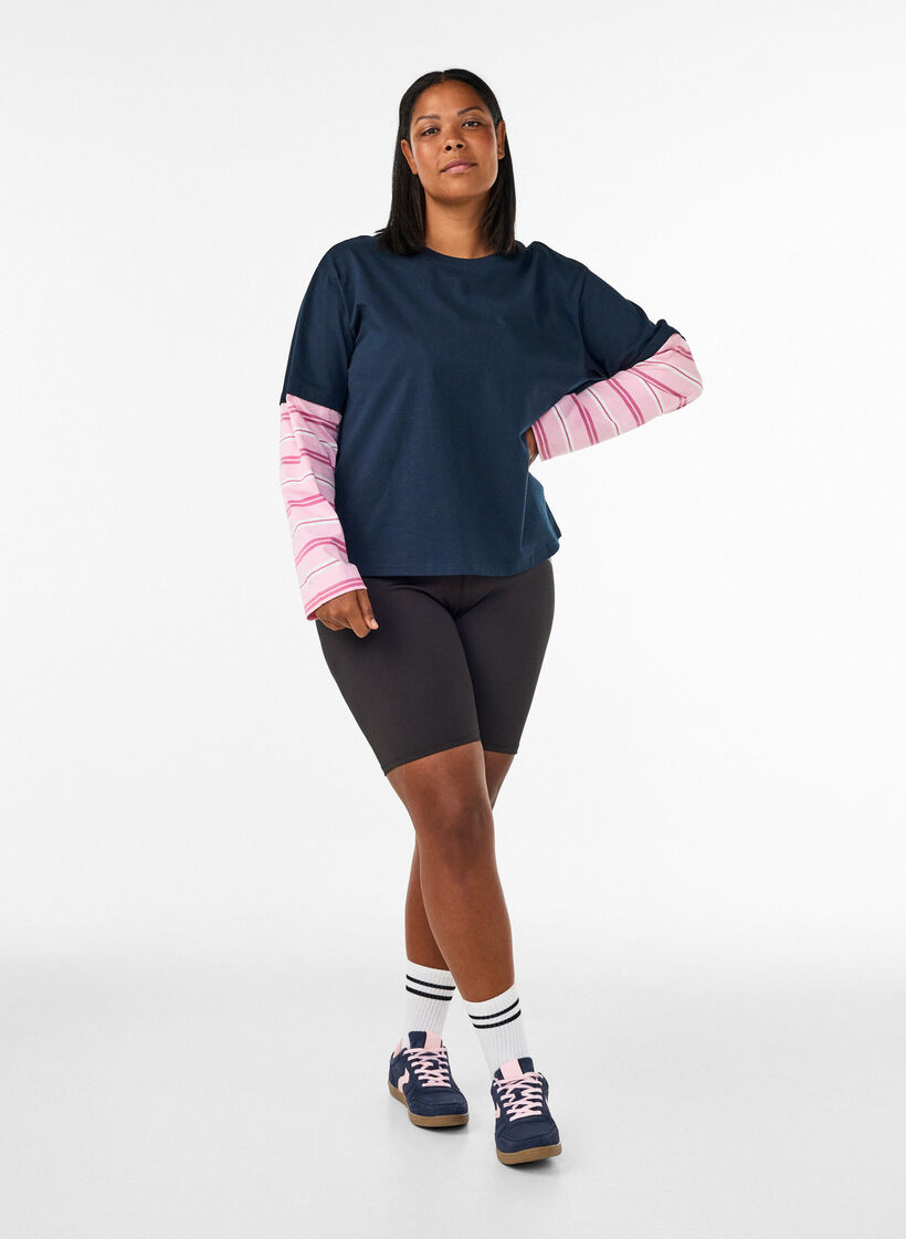 T-shirt with a sporty layered look, Blue, Model image number 1