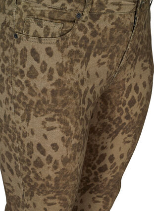Printed Amy jeans, Green Leopard, Packshot image number 2