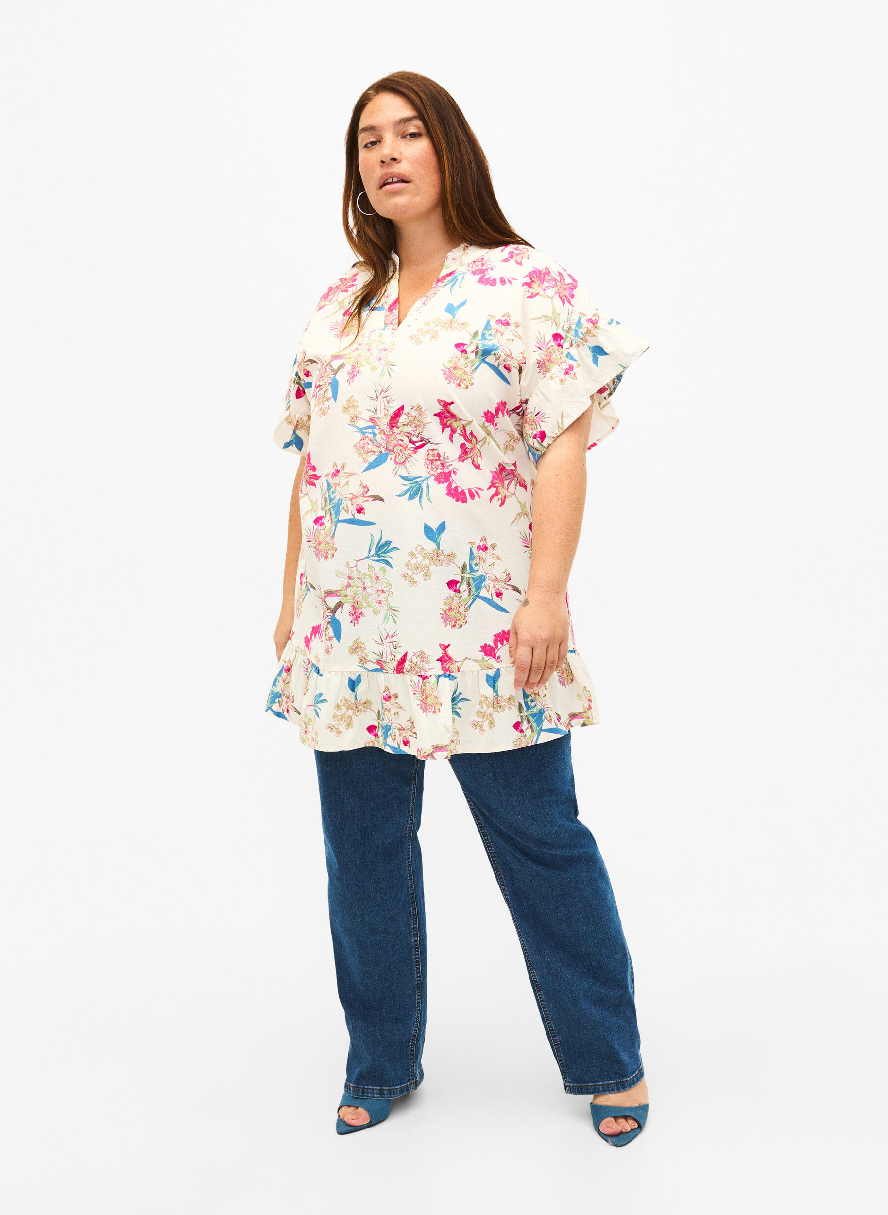 Zizzifashion Floral cotton tunic in cotton, Eggnog Flower AOP, Model image number 2
