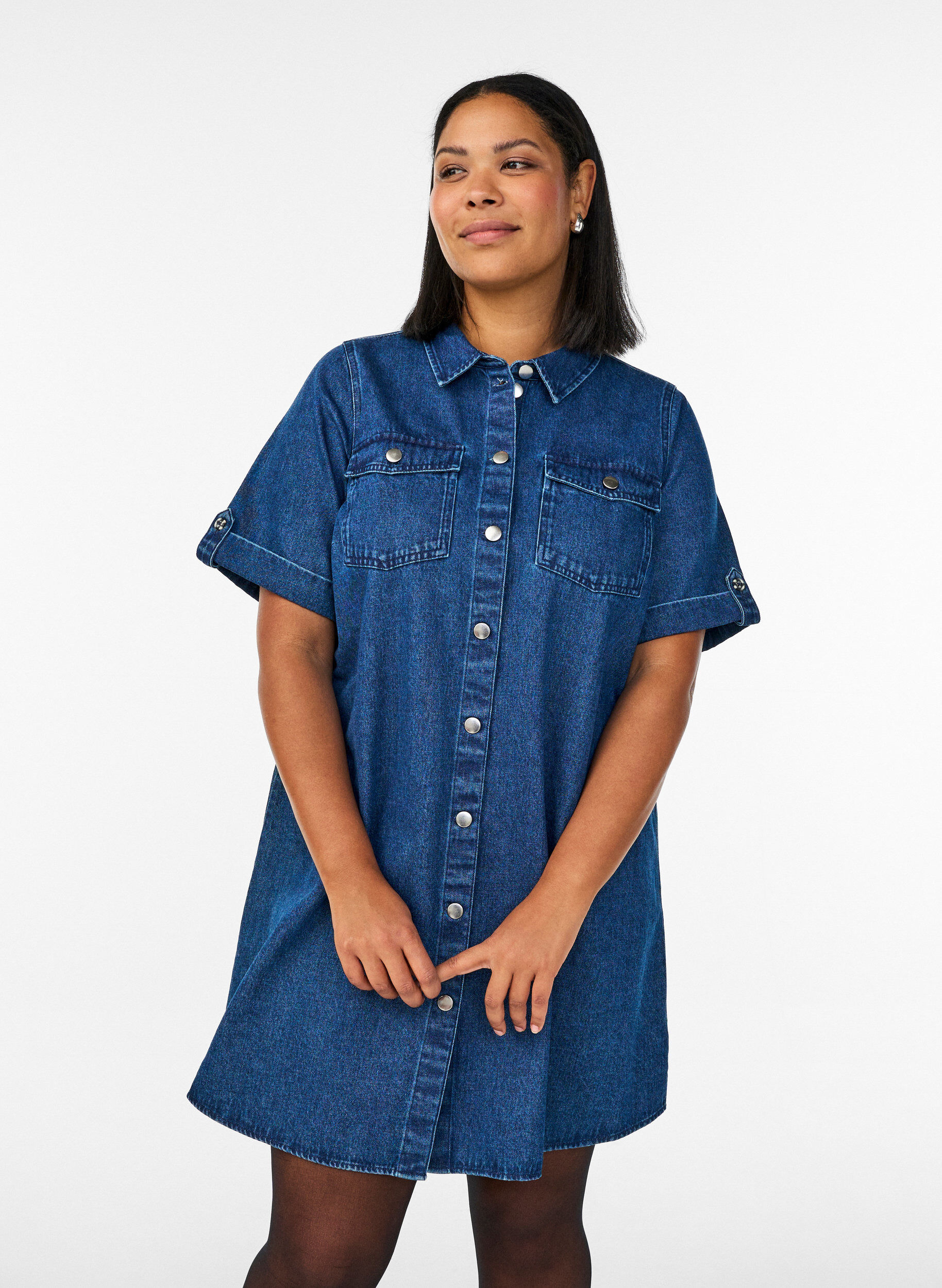 Zizzifashion Denim dress with short sleeves and buttons, Blue, Model image number 0
