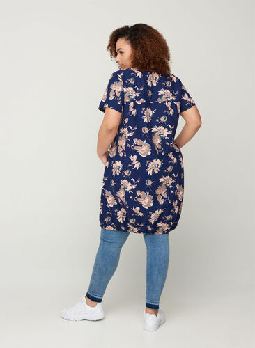 Short-sleeved, printed cotton dress, Blue Flower , Model image number 1