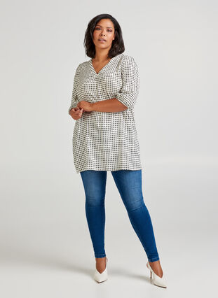 Checked viscose tunic, Birch AOP, Model image number 2