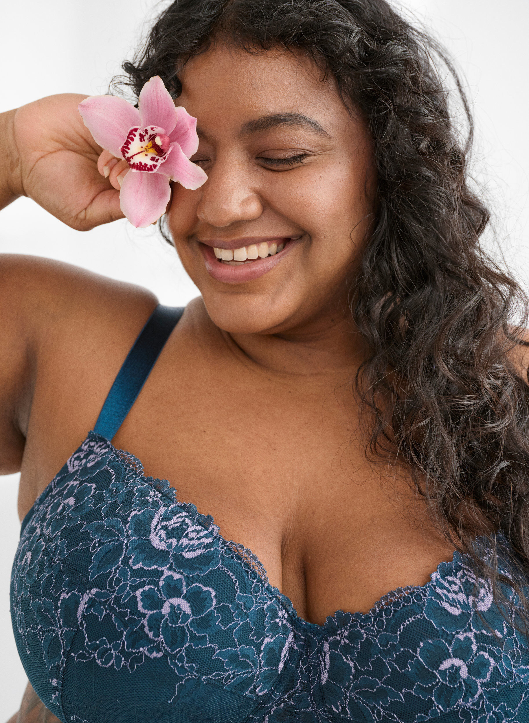 Zizzifashion Underwire bra with lace and padded cups, Blue, Image image number 0