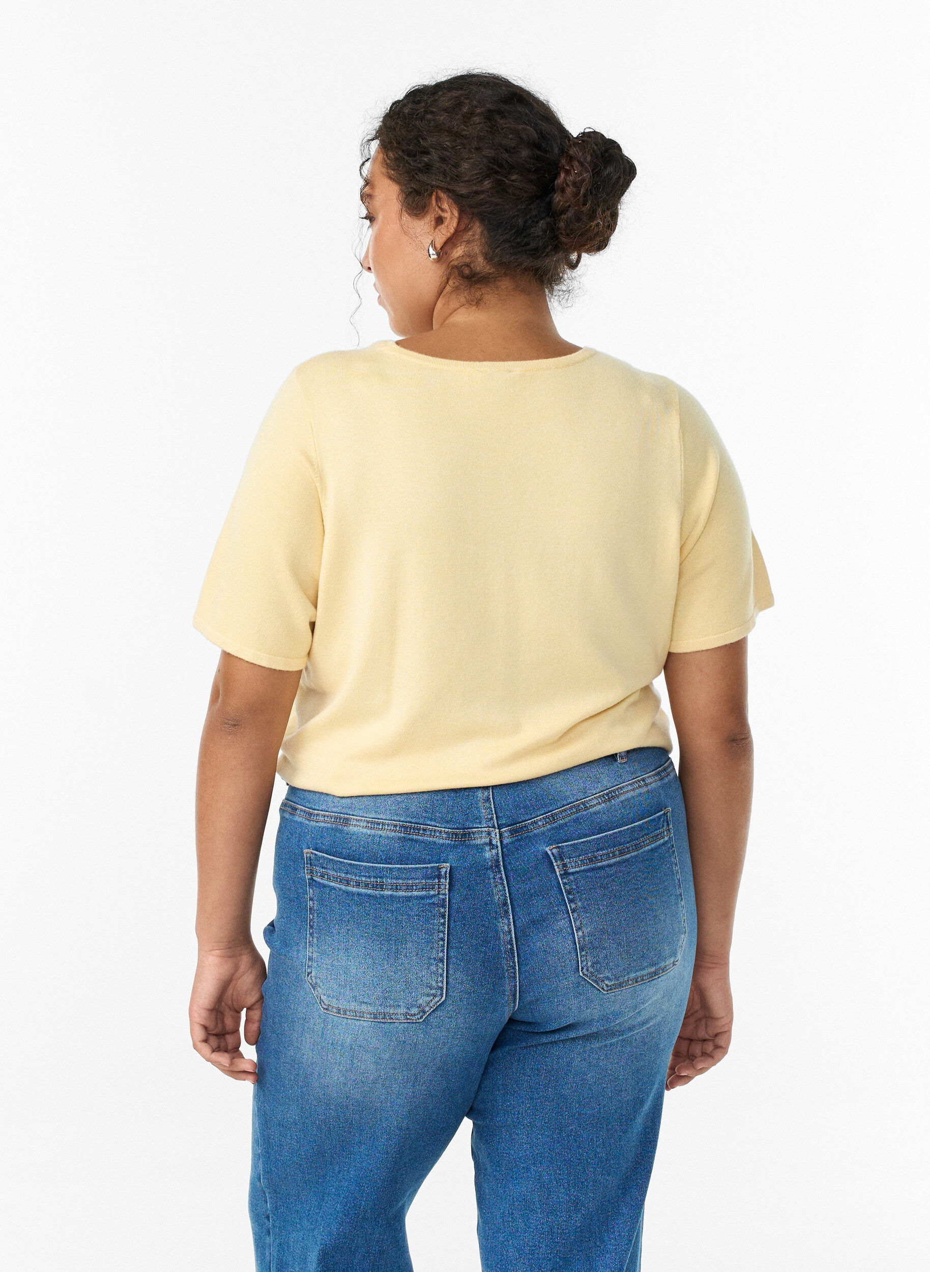 Zizzifashion Short-sleeved knit blouse in viscose, Yellow, Model image number 2