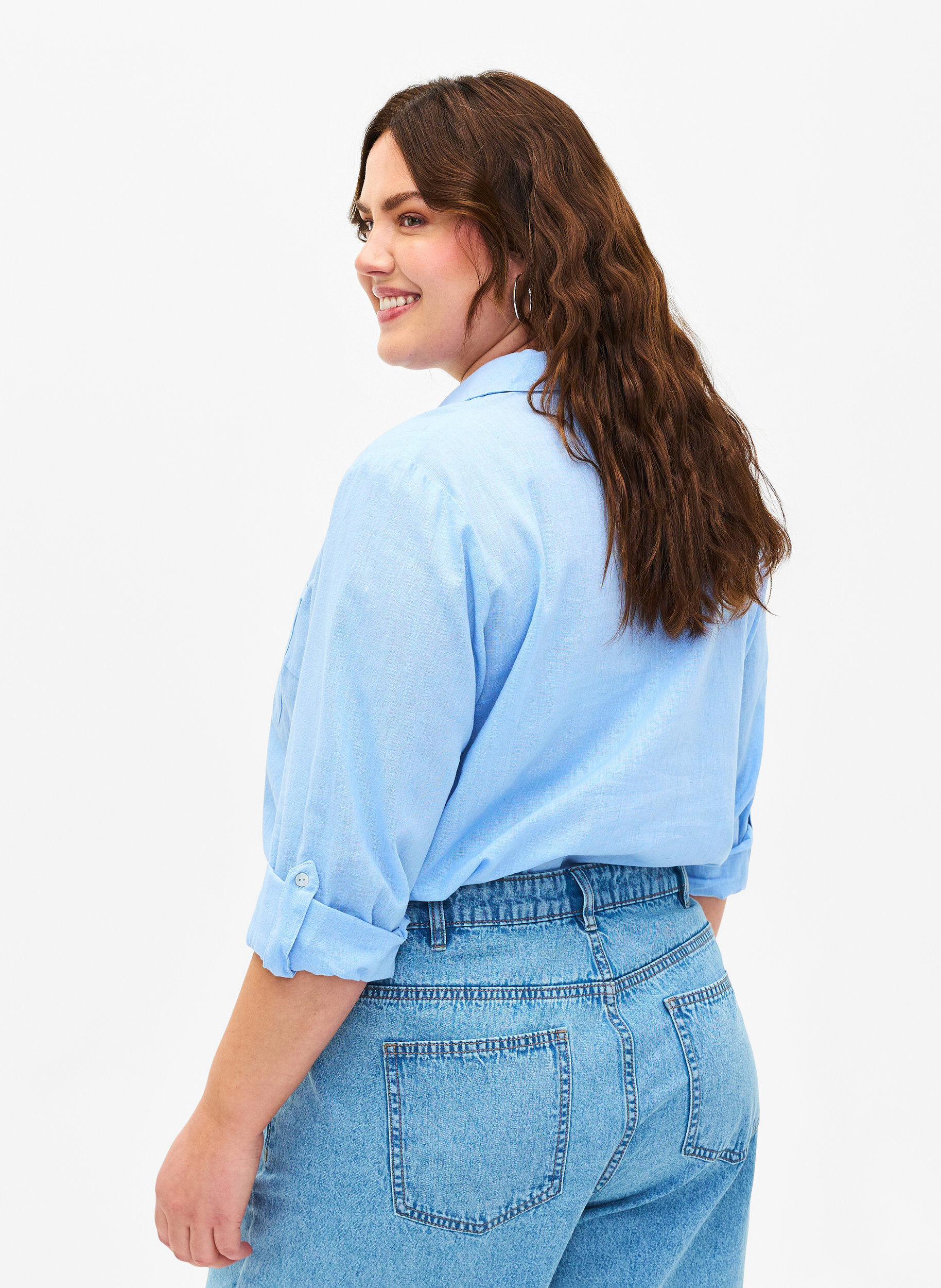 Zizzifashion Shirt blouse with button closure in cotton-linen blend, Serenity, Model image number 1