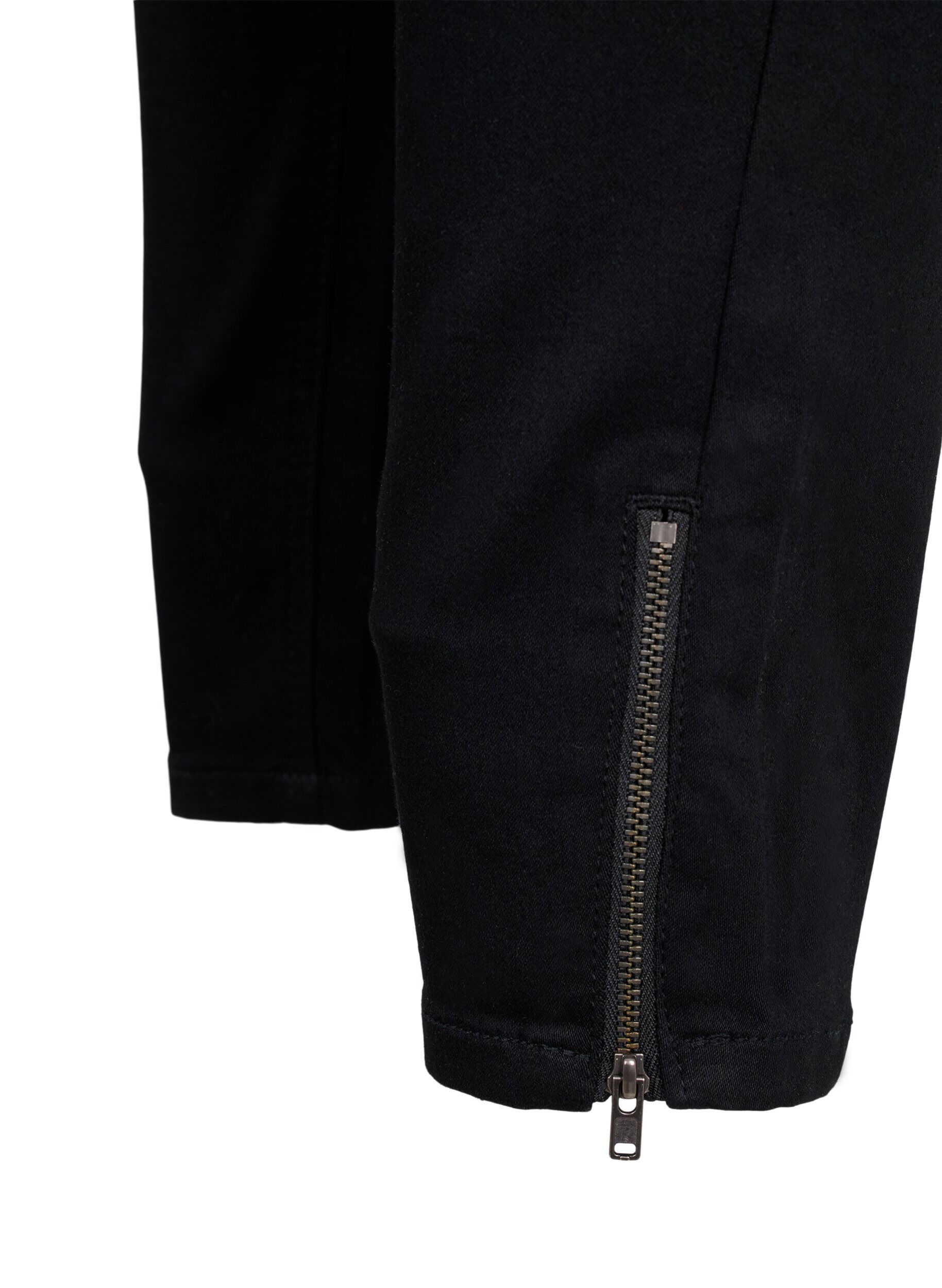 Zizzifashion Cropped Amy jeans with a zip, Black, Packshot image number 3