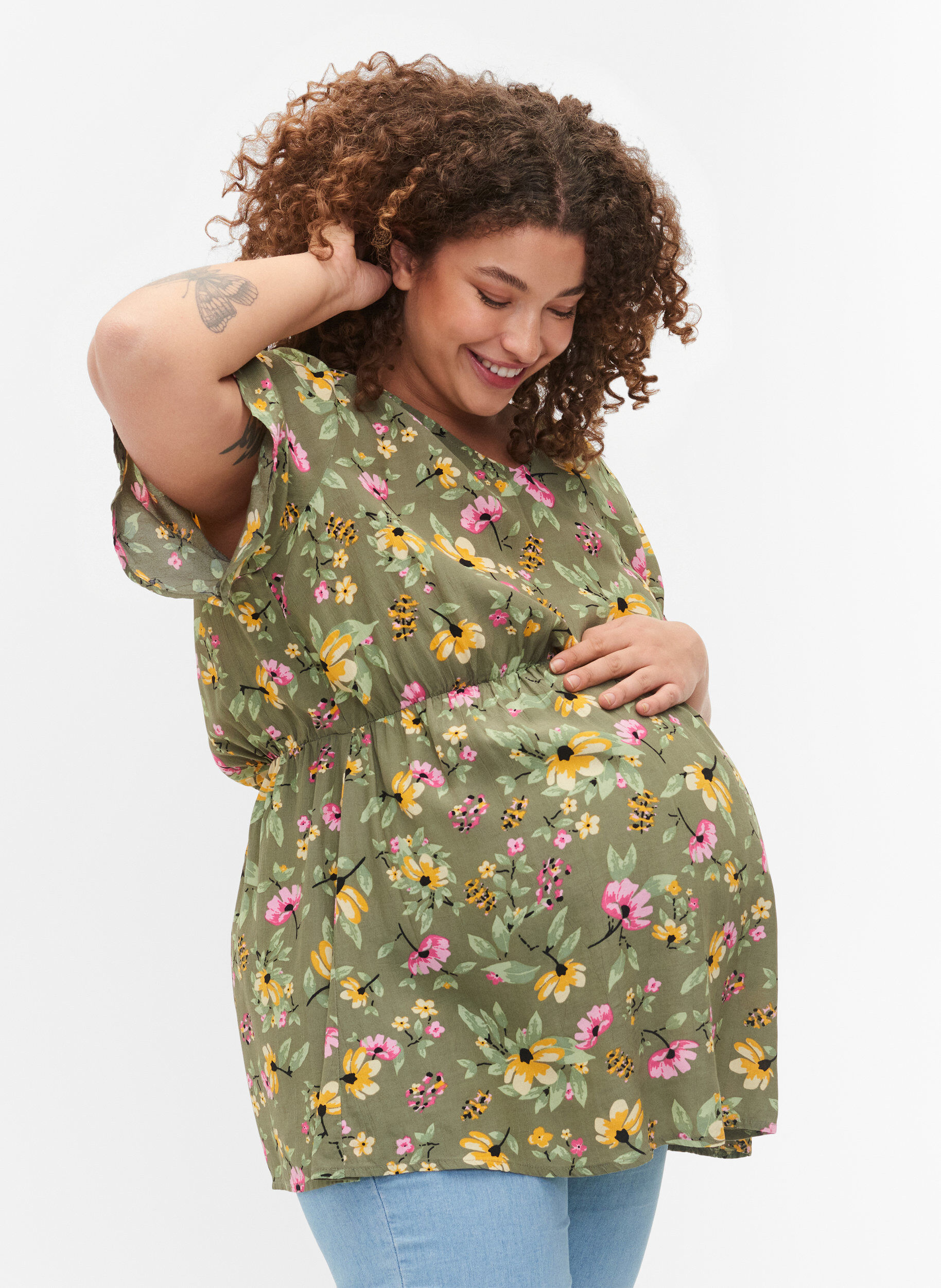 Zizzifashion Floral maternity blouse in viscose, Green Flower Print, Model image number 0