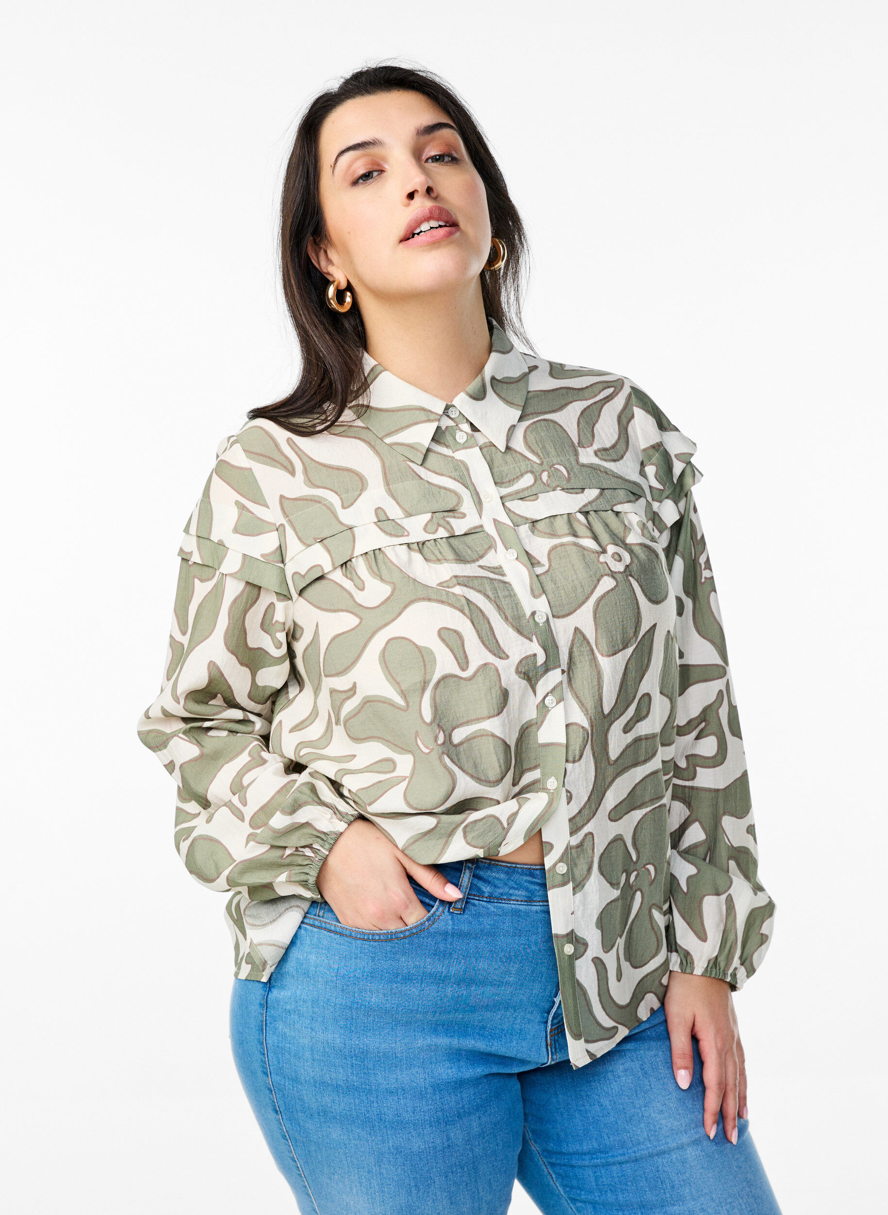 Printed shirt blouse with ruffle details, Green, Model
