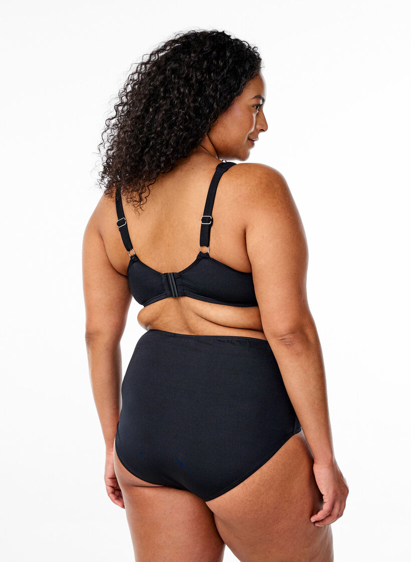 Full cover bikini top with underwire, Black, Model image number 2
