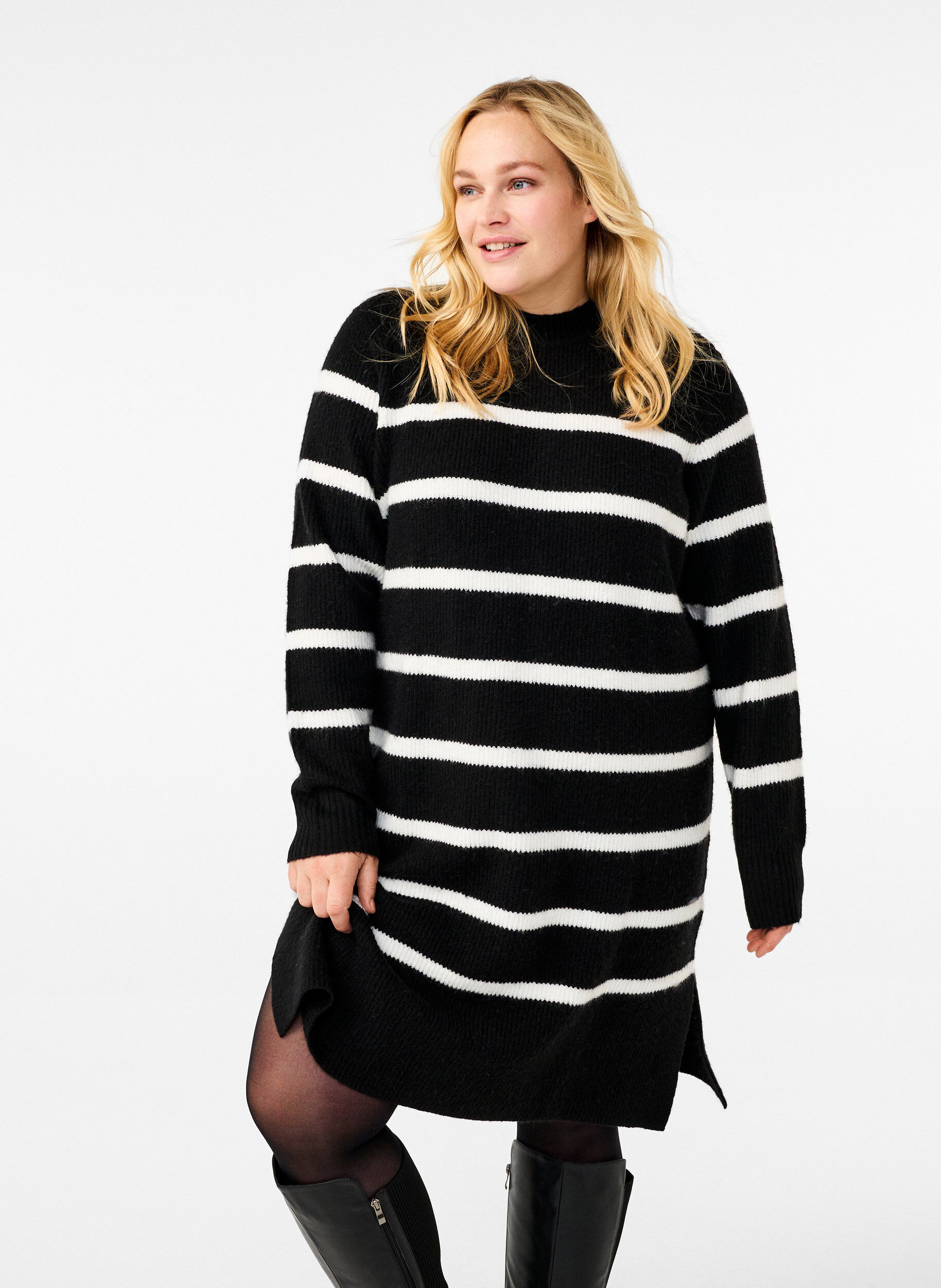 Zizzifashion Long-sleeved knitted dress with stripes, Black Cloud D. Comb, Model image number 0