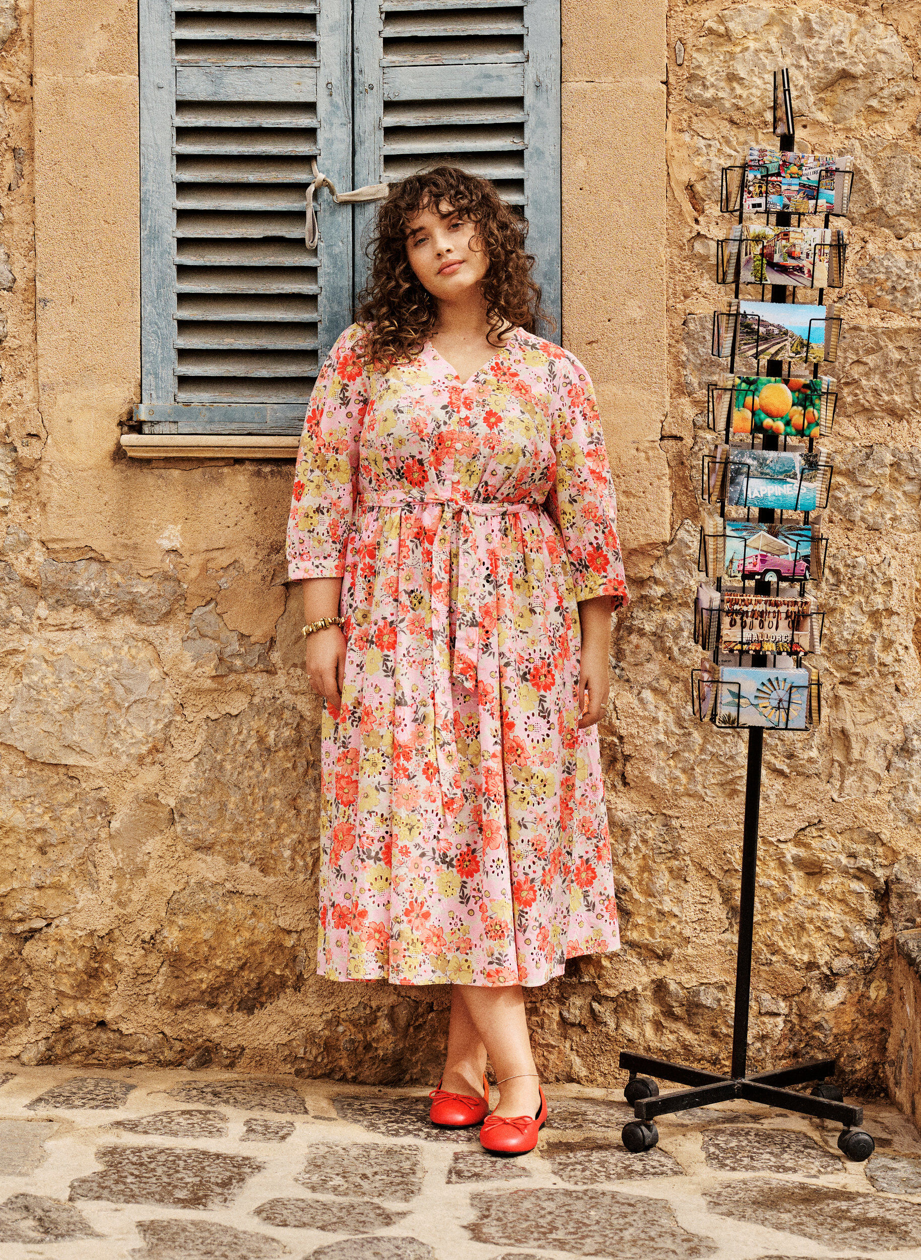 Floral midi dress with broderie anglaise and a tie-belt