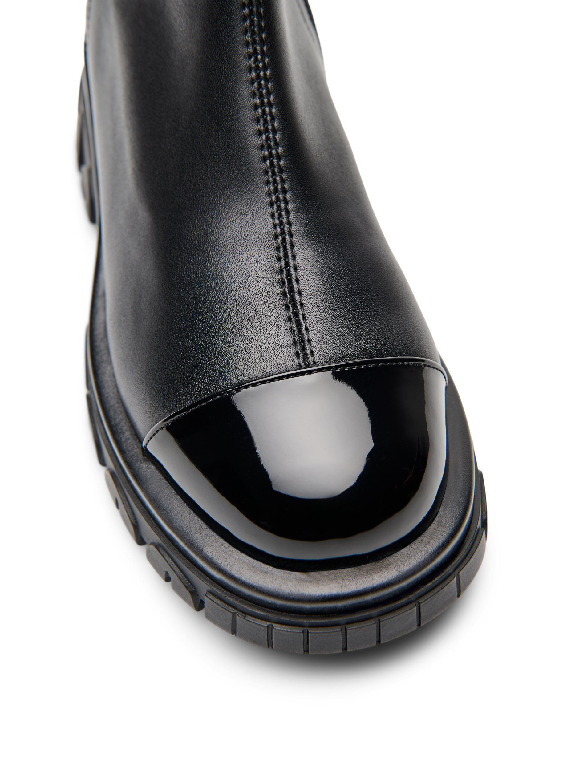 Zizzifashion Chunky ankle boot with patent detail, Black, Packshot image number 3