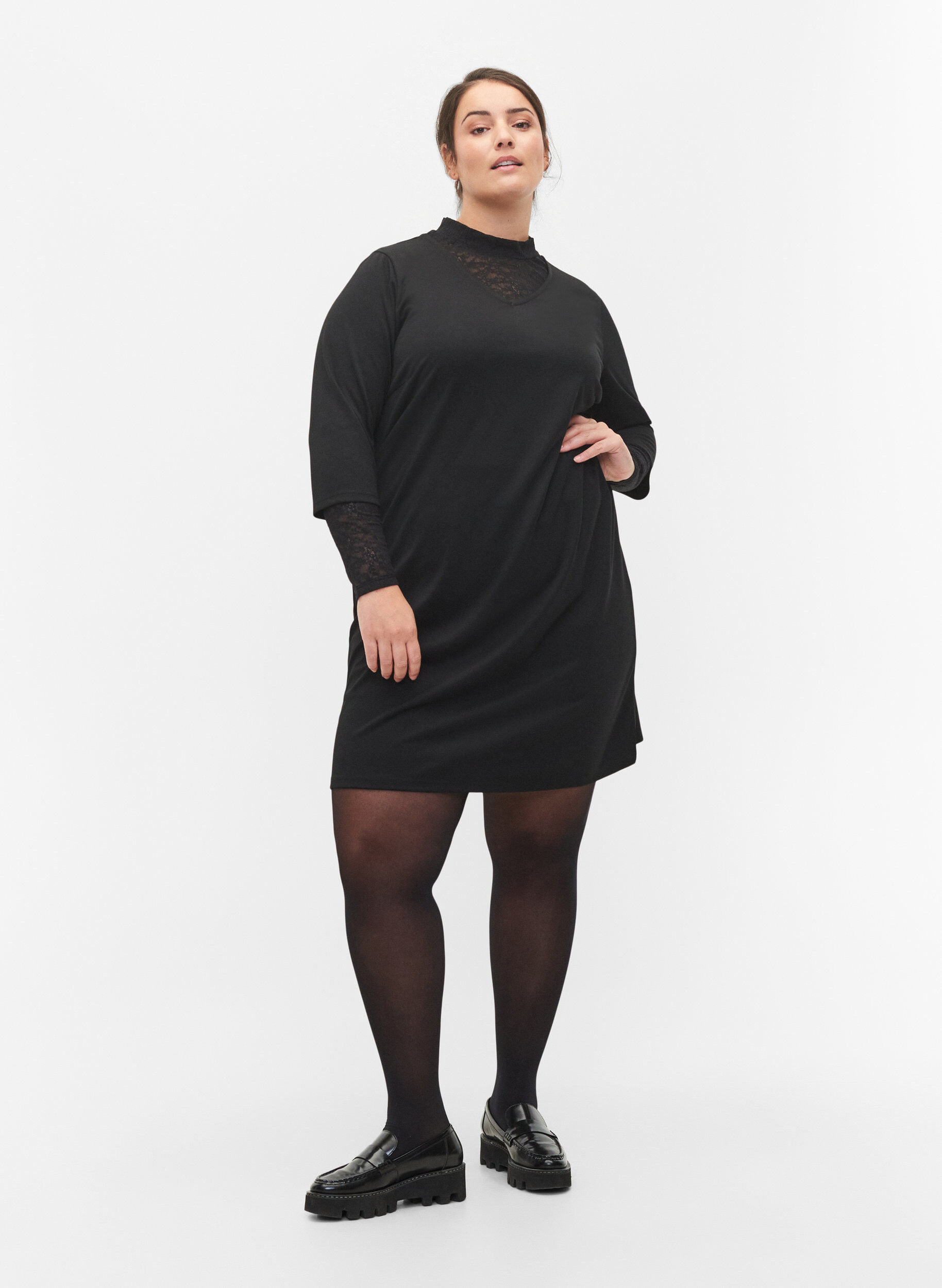 Zizzifashion Plain dress with v neck and 3/4 sleeves, Black, Model image number 2