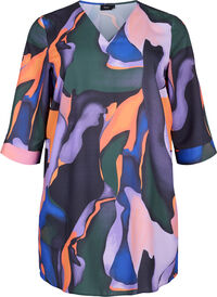 Printed tunic with 3/4 sleeves and v neck