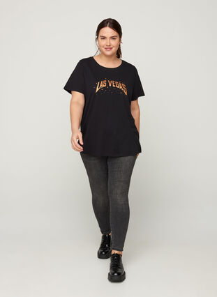 Cotton t-shirt with a print, Black, Model image number 2