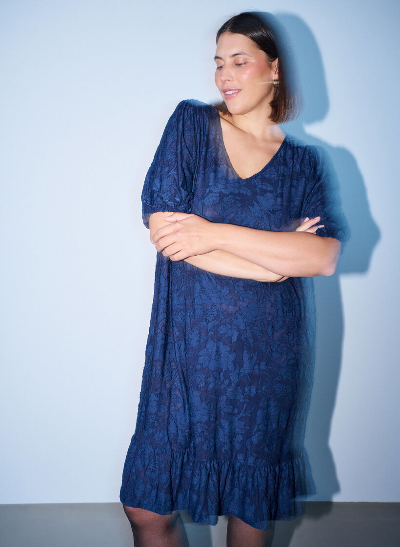 Dress with floral texture and ruffle trim, Blue, Model image number 3