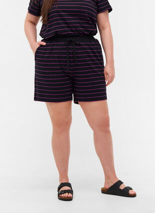 Loose Cotton Shorts with Stripes, Black w. Purple, Model image number 2