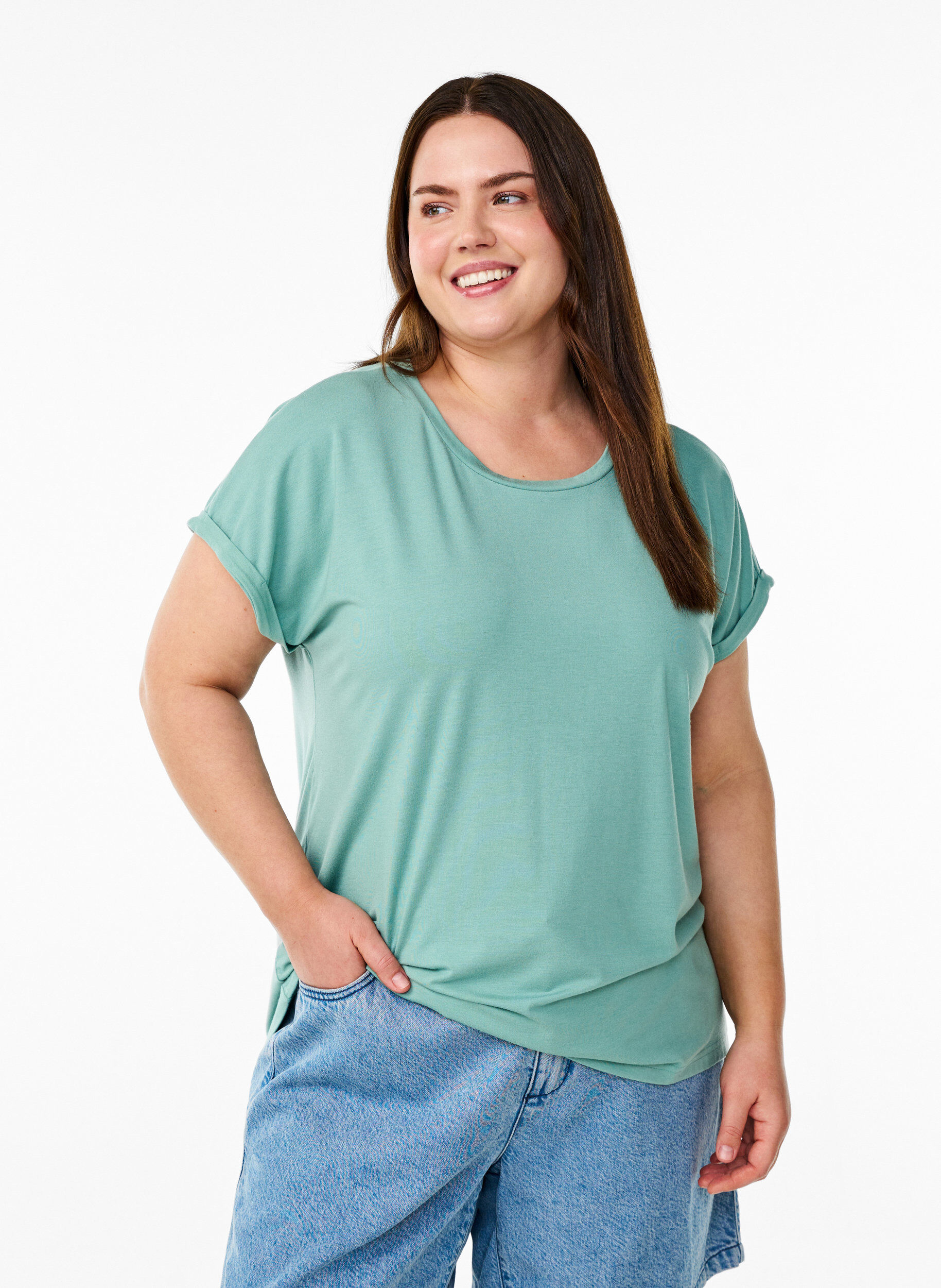 Loose t-shirt with round neck, Blue, Model