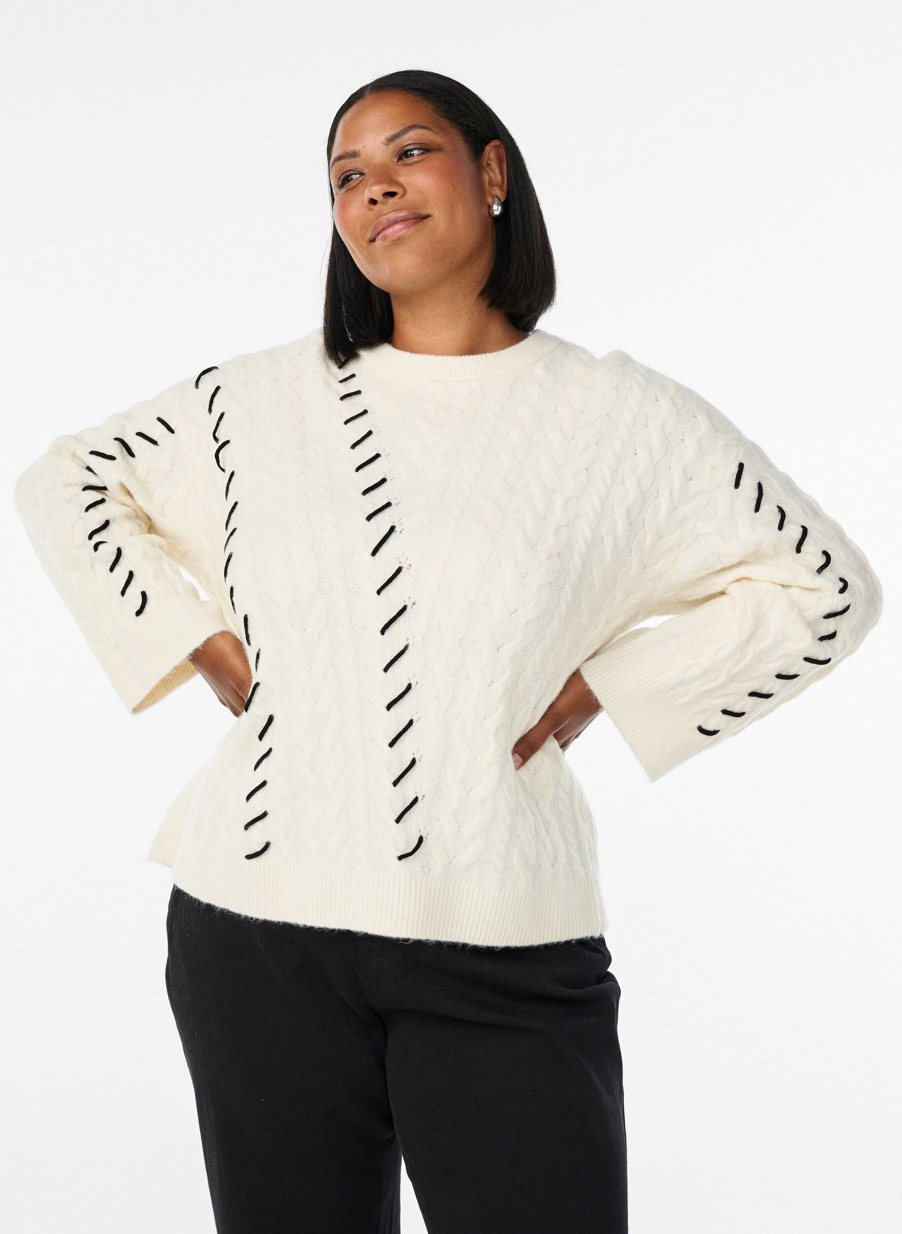 Knitted blouse with cable pattern and contrast details, Beige, Model