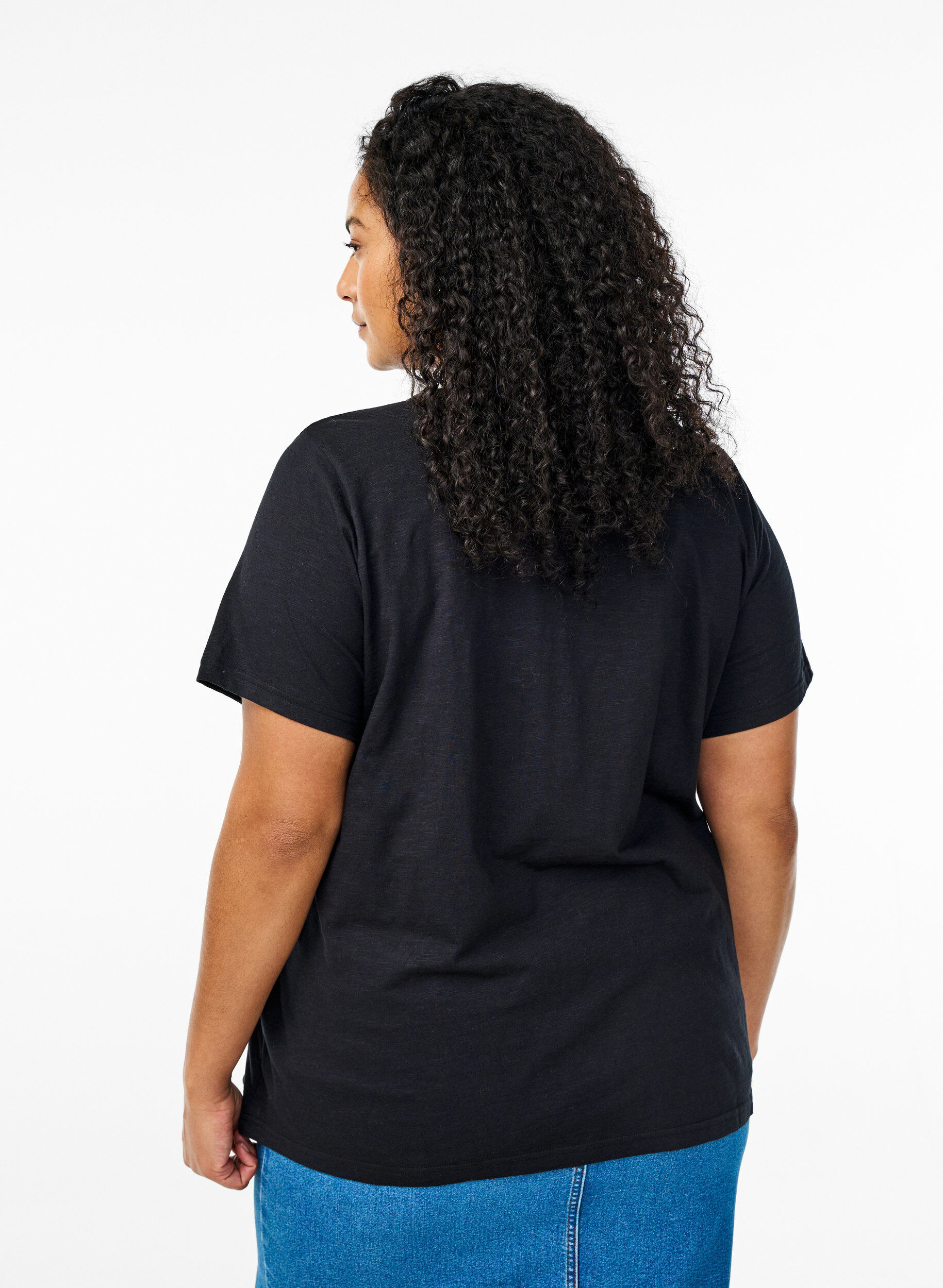 Zizzifashion T-shirt with button detail, Black, Model image number 2