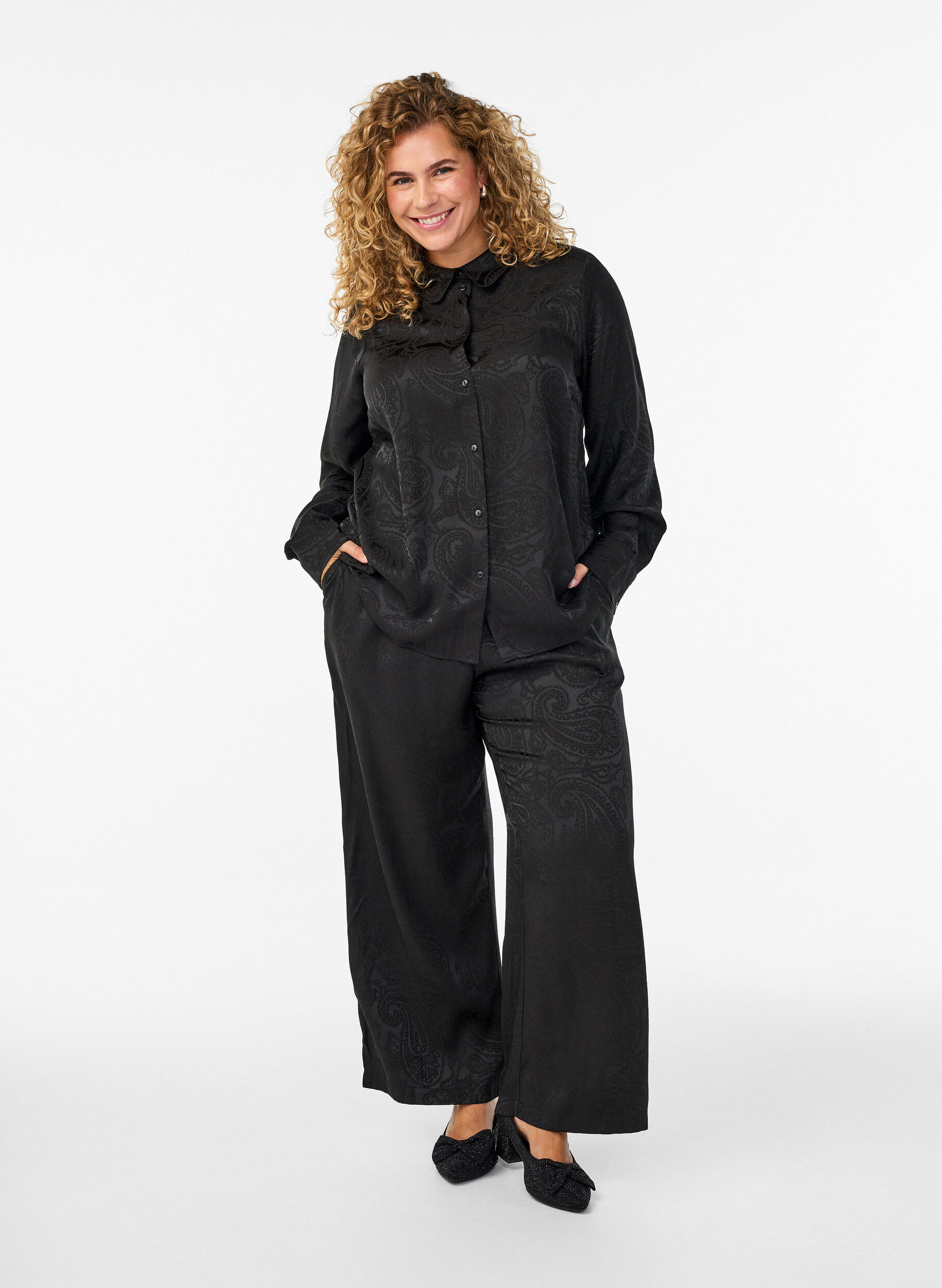 Zizzifashion Shirt with tone-on-tone paisley pattern, Black, Model image number 1