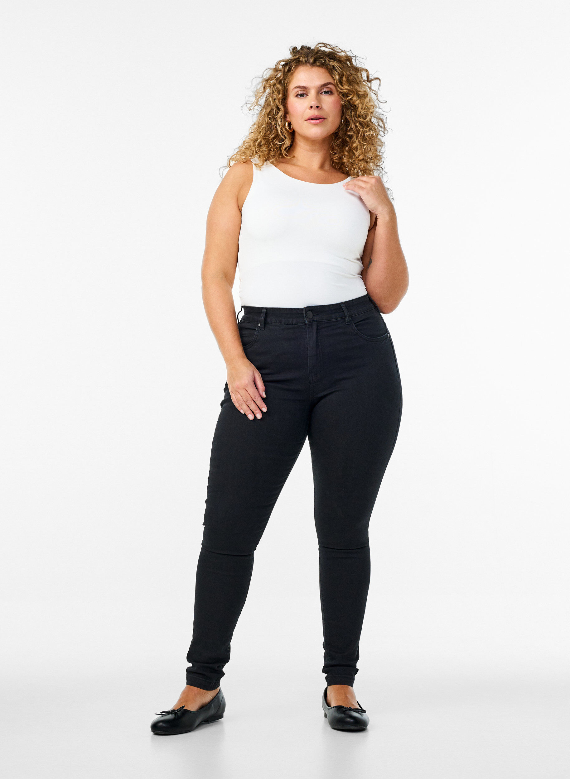 High-waisted super slim Amy jeans , Black, Model