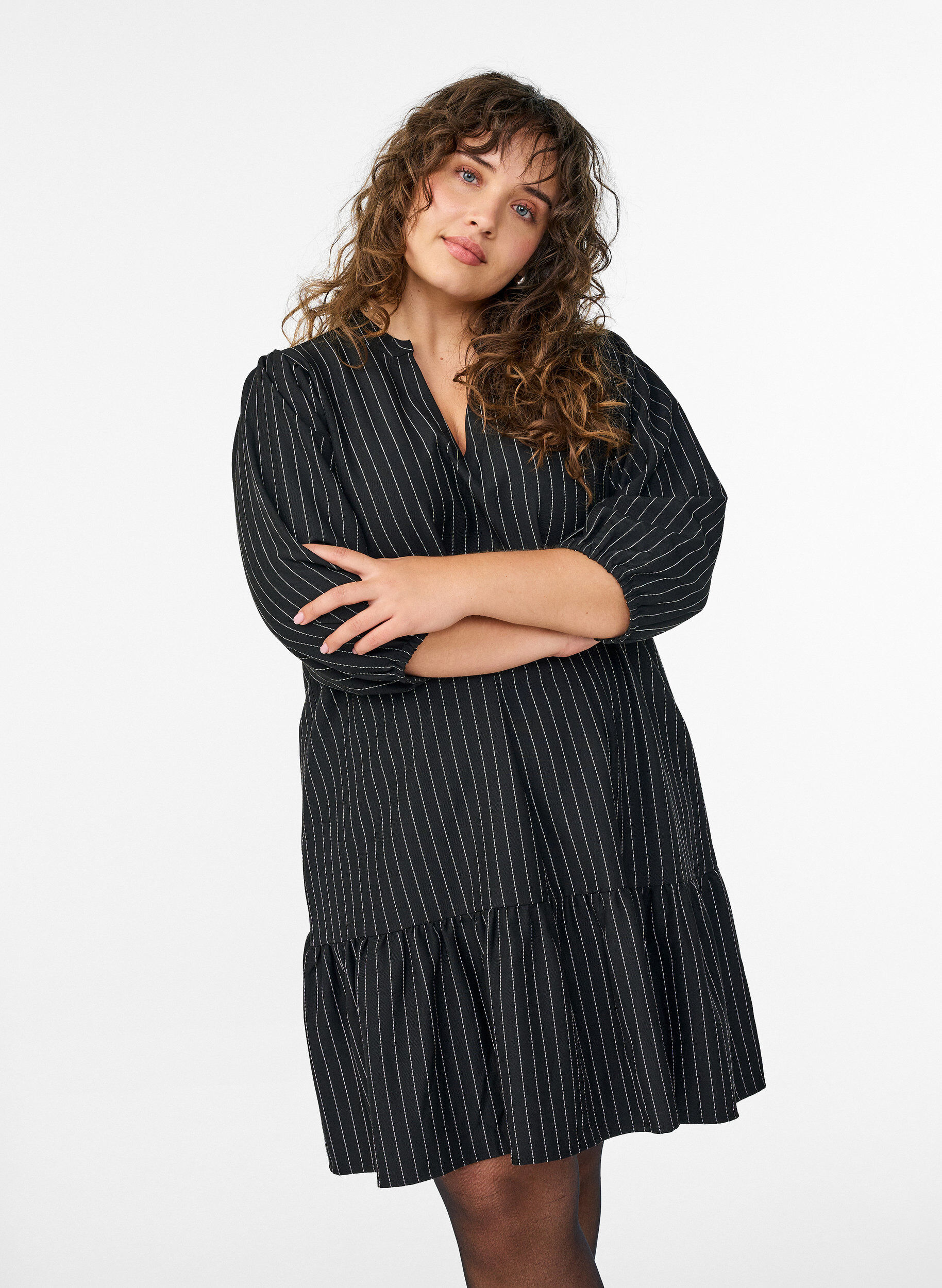 Zizzifashion Short A-line dress with pinstripes and a ruffle hem, Black, Model image number 1