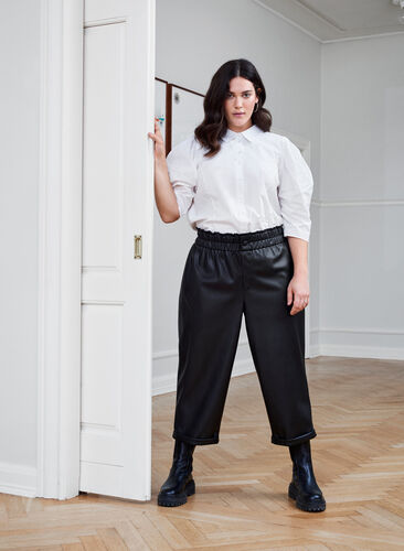 3/4-length trousers in synthetic leather, Black, Image image number 0