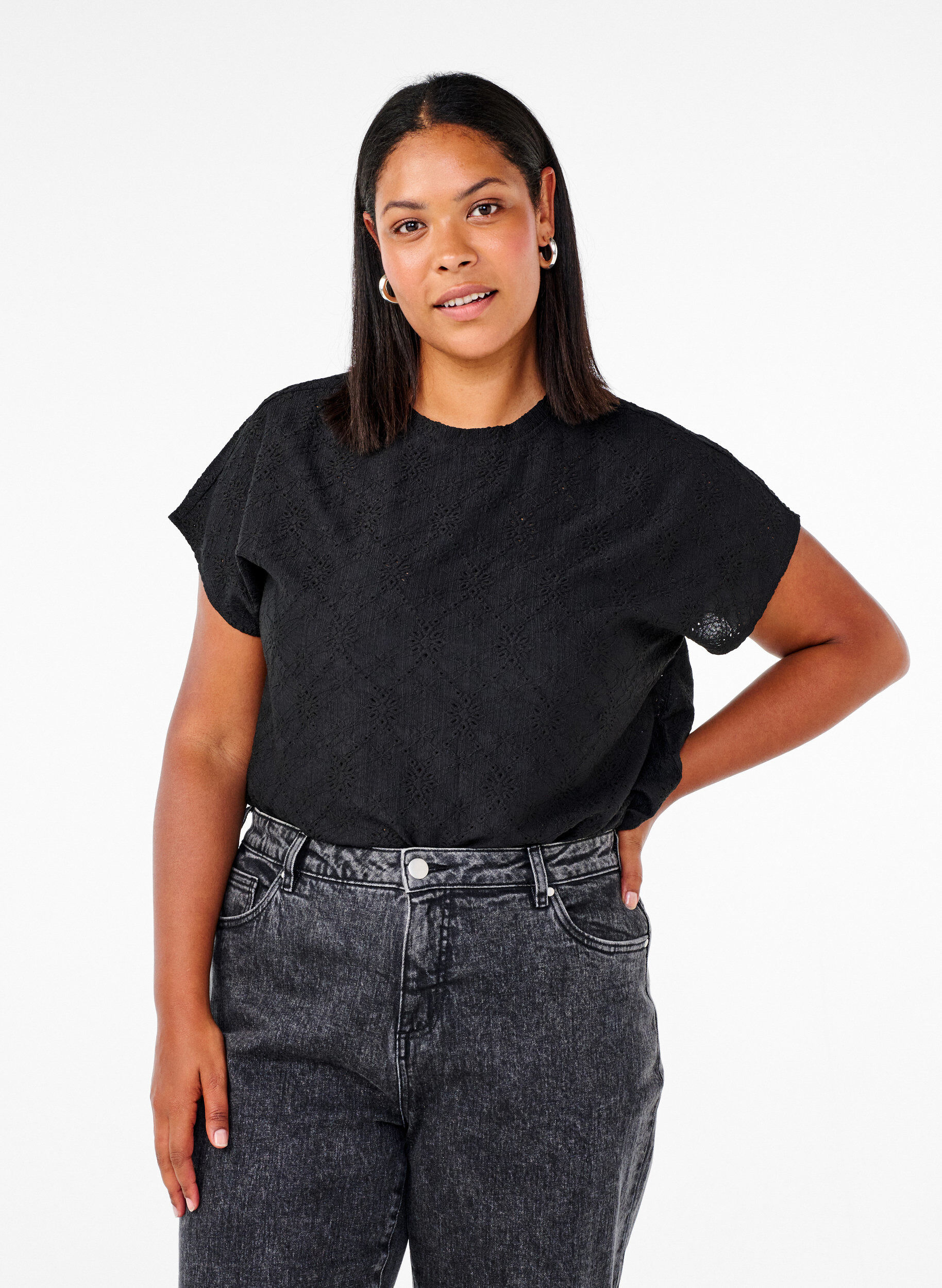 Zizzifashion Blouse with short sleeves and floral embroidery, Black, Model image number 0