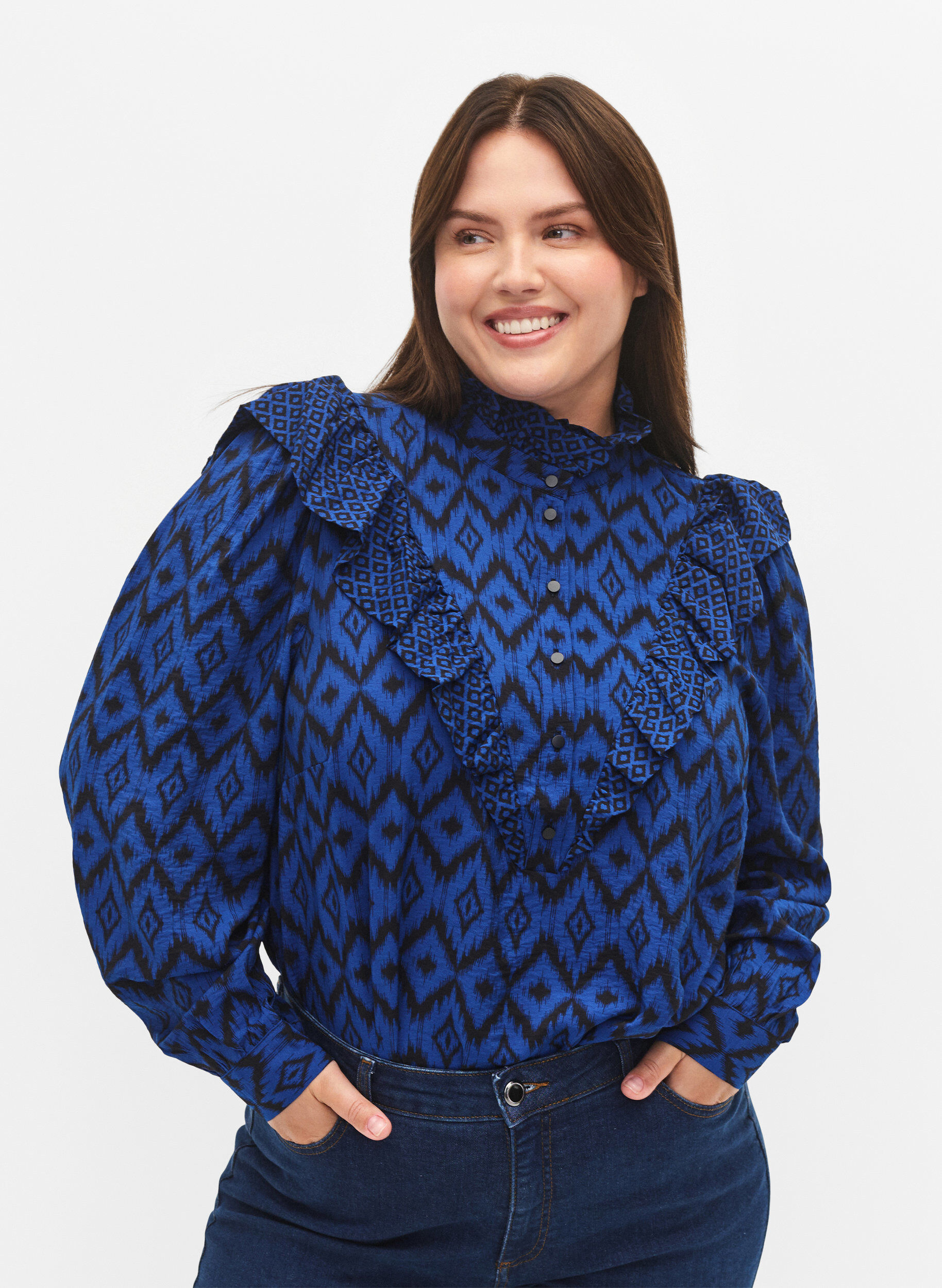 Zizzifashion Shirt blouse in viscose with frilled details, True blue w. Black, Model image number 0