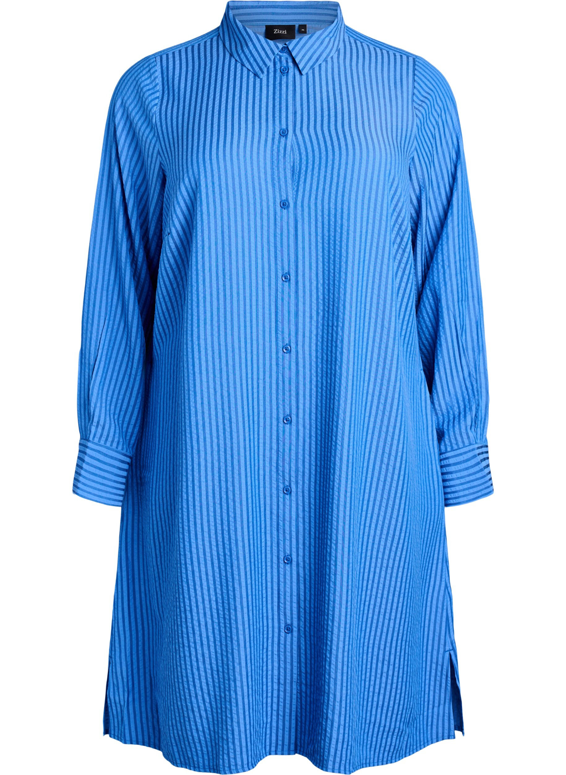 Long striped shirt with button detail on the back