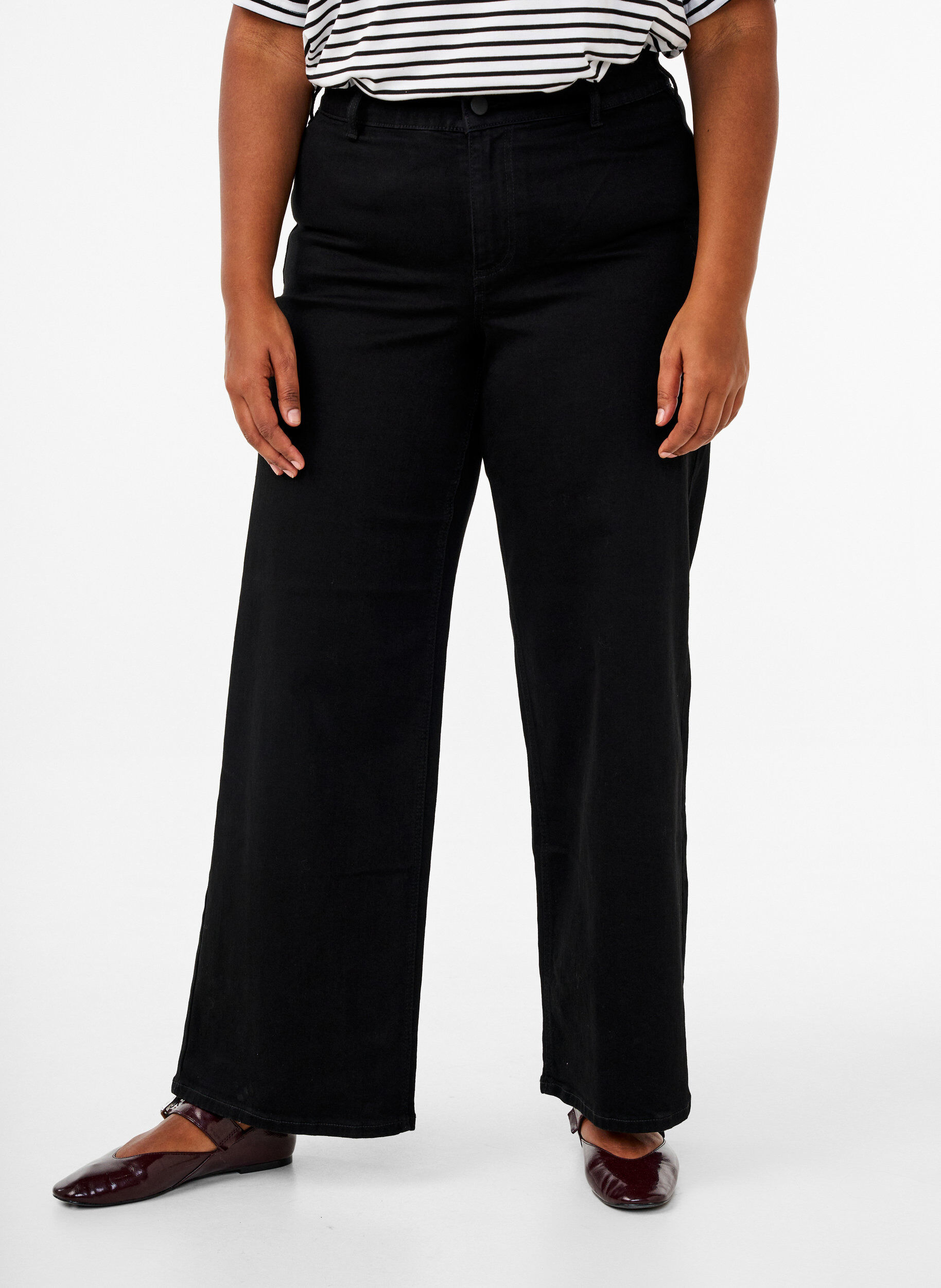 Zizzifashion High-waisted jeans with wide legs, Black, Model image number 2