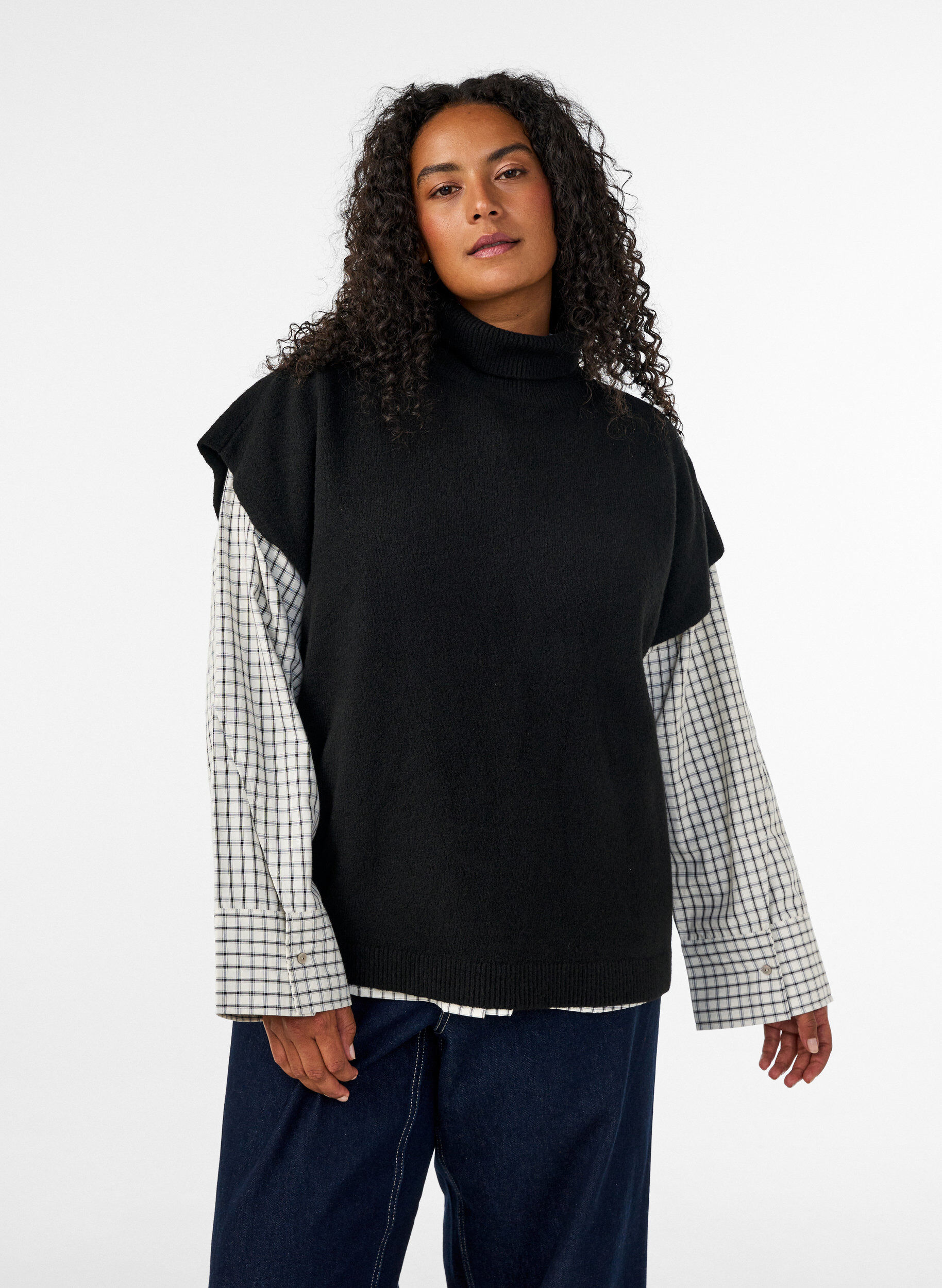 ZizzifashionKnitted vest with turtleneck, Black, Model image number 3