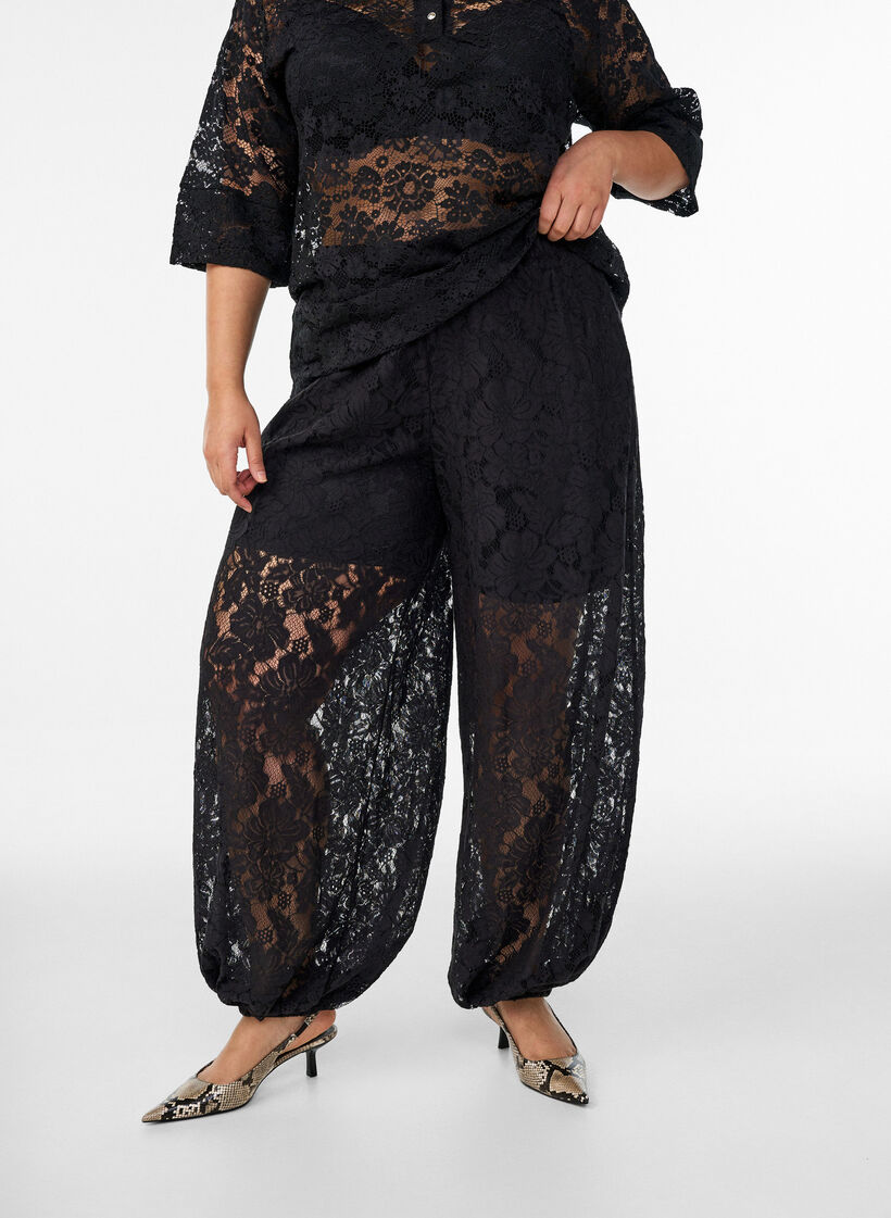 Balloon lace trousers with a high waist, Black, Model image number 2