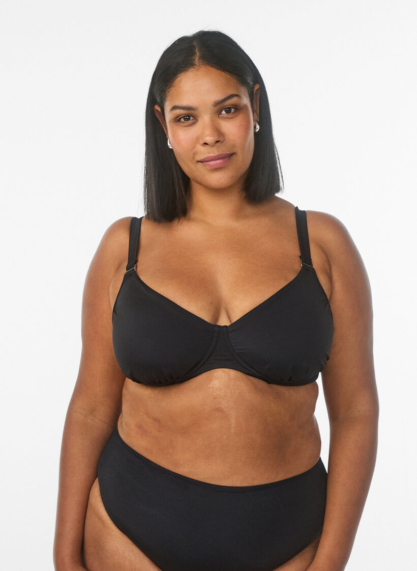 Bikini top with underwire and halterneck, Black, Model image number 0