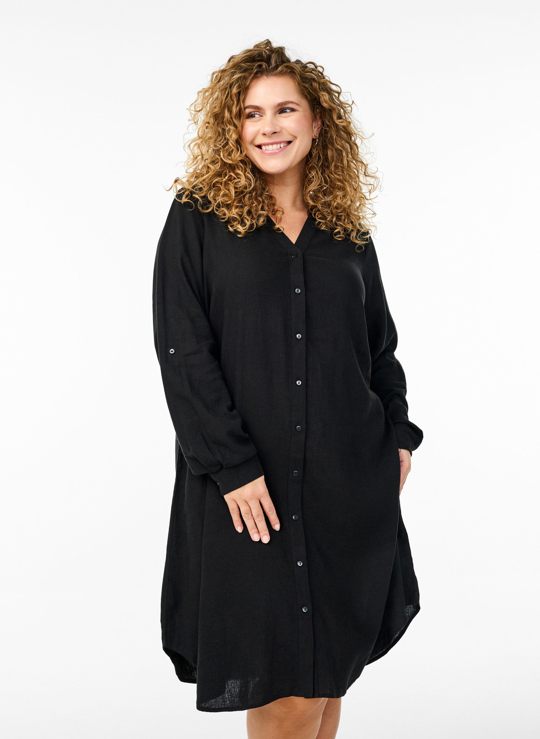 Long shirt in linen and viscose, Black, Model