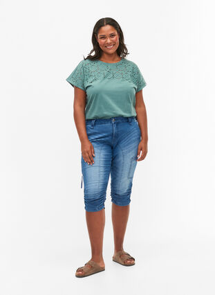 Loose t-shirt with embroidery anglaise, Sea Pine, Model image number 2