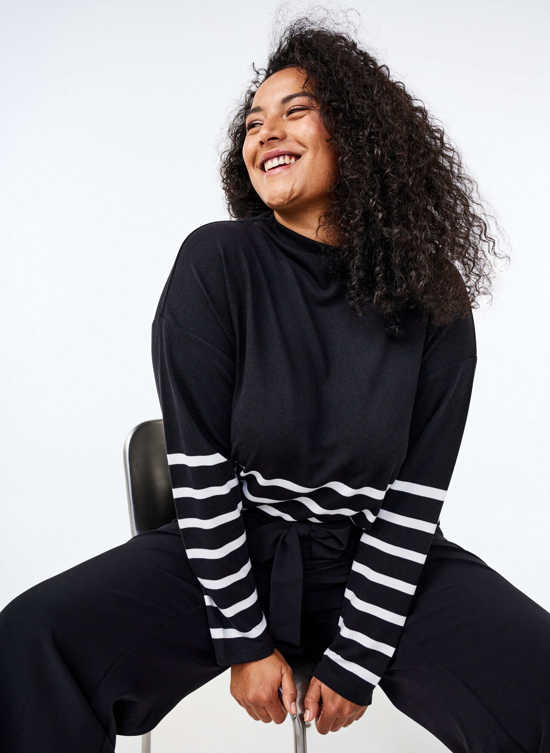 Zizzifashion Blouse with a high neck and long sleeves, Black, Image image number 0