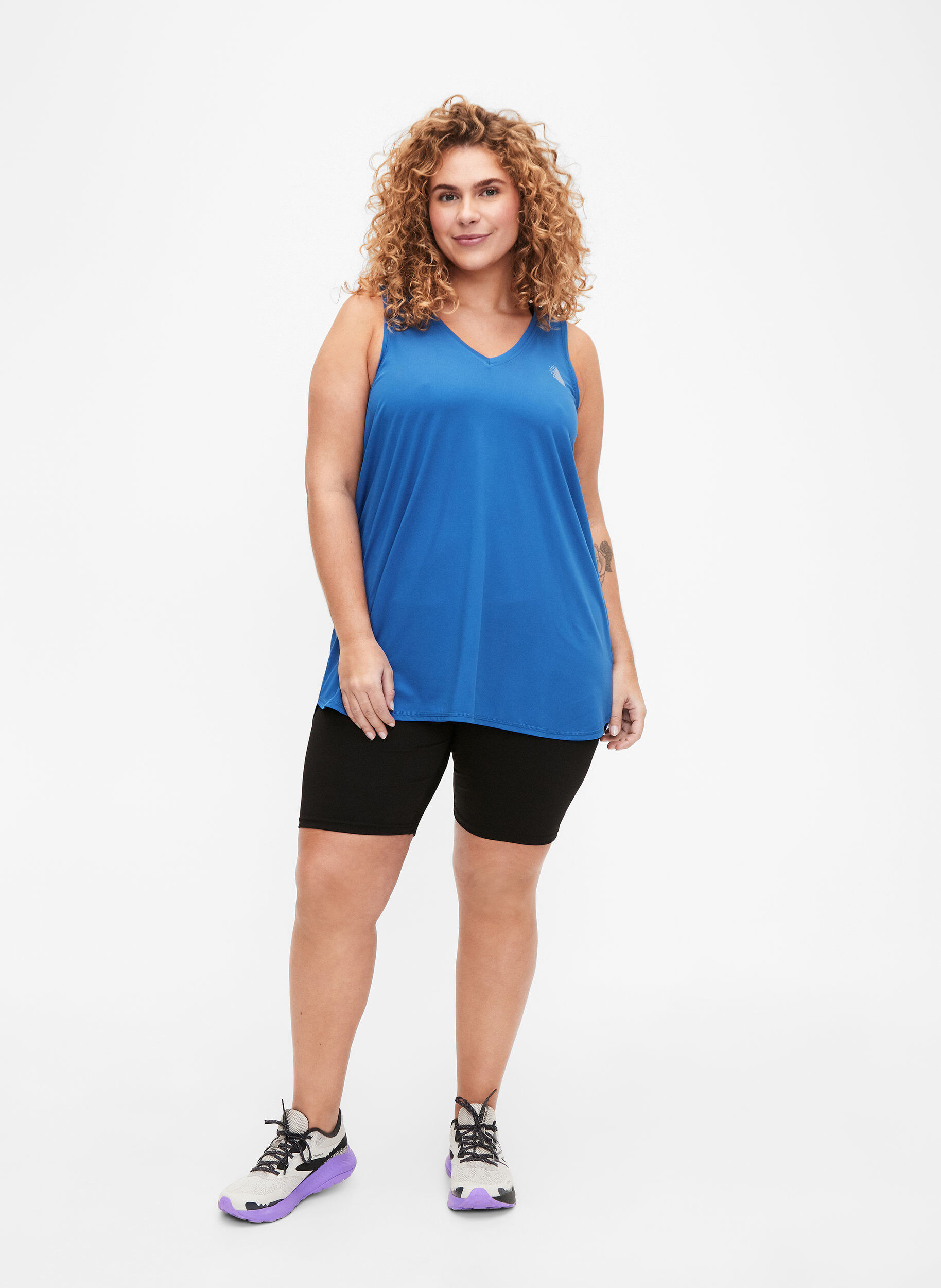 Zizzifashion V-neck training top, Princess Blue, Model image number 2