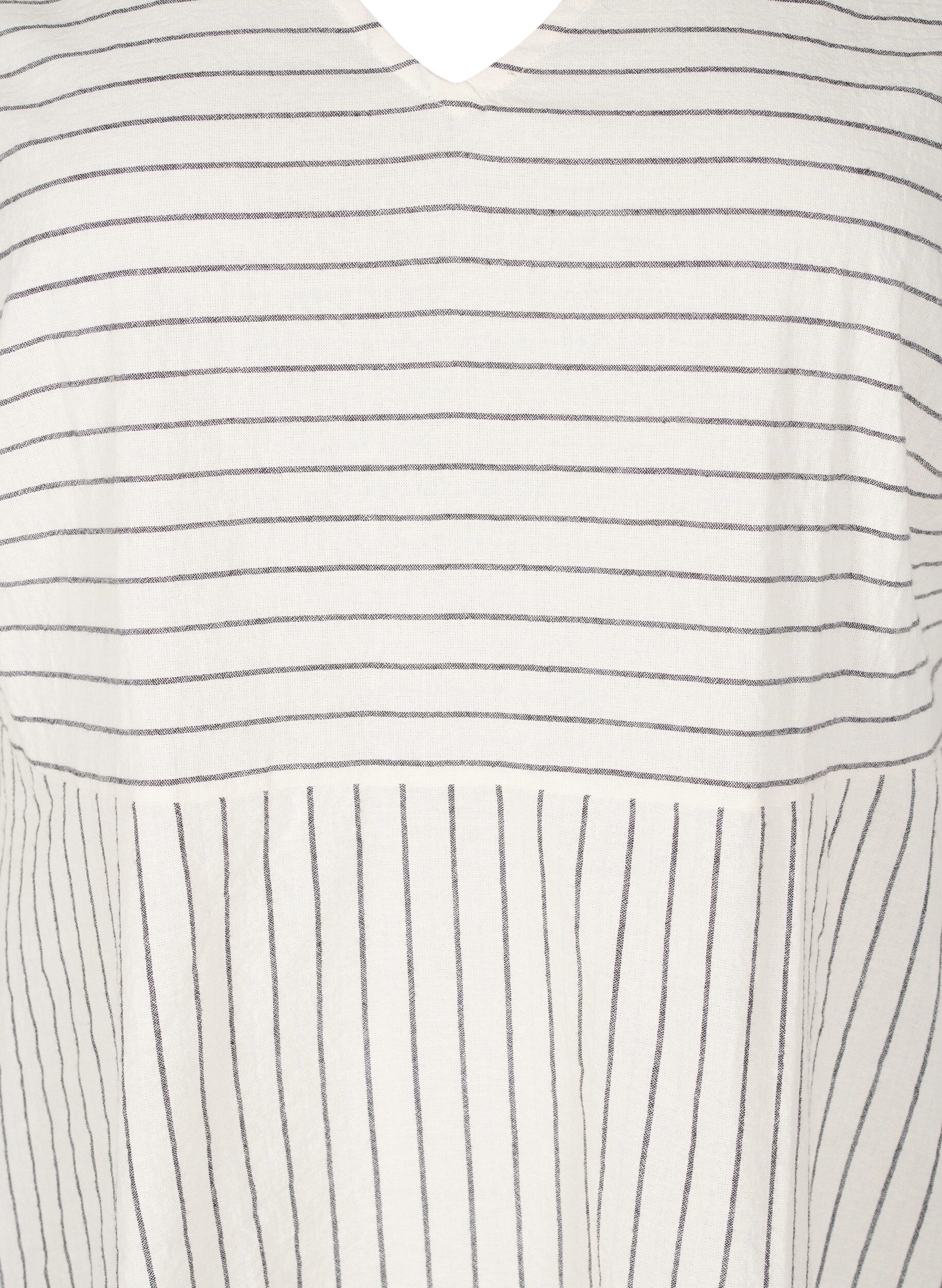Zizzifashion Knee-length dress with stripes and 3/4 sleeves, Vanilla, Packshot image number 2