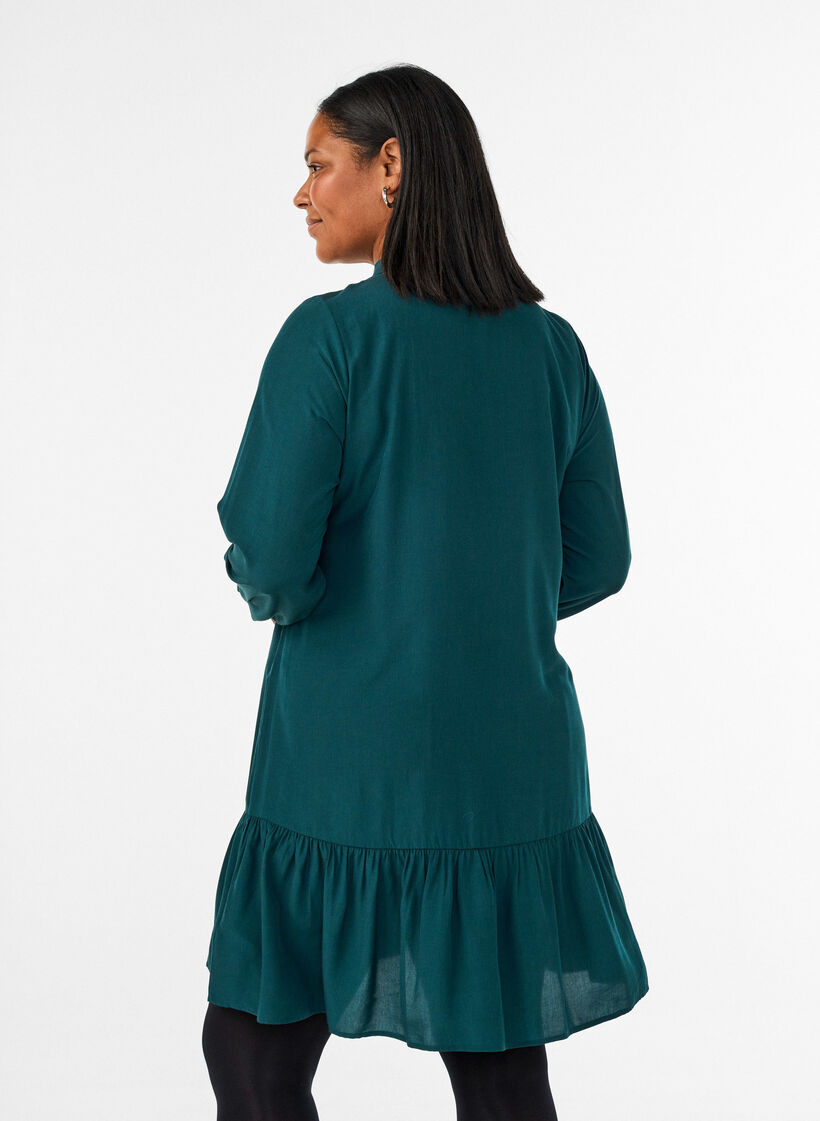 Short shirt dress with ruffle tier, Green, Model image number 2