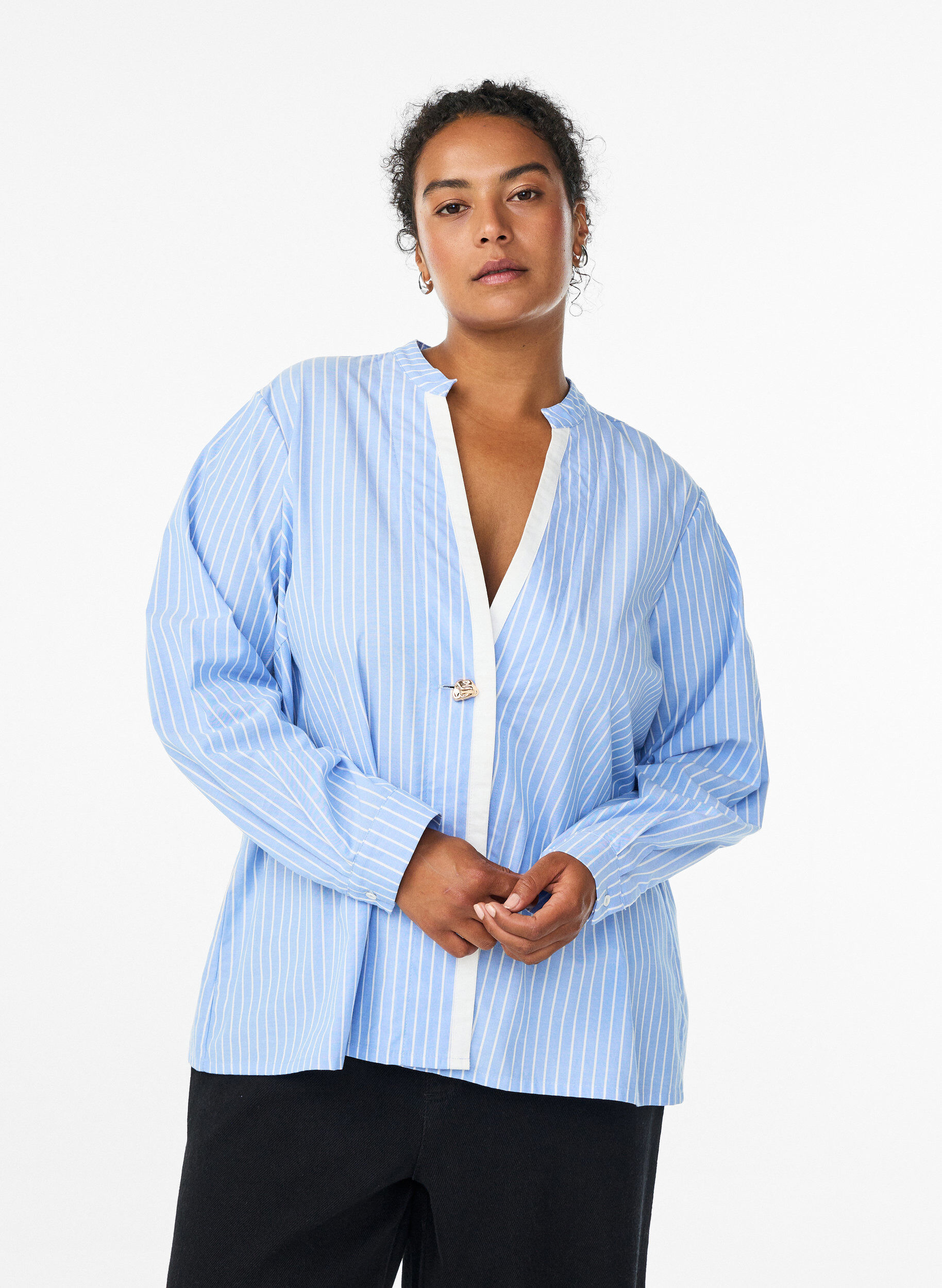 Striped shirt with decorative closure, Light Blue, Model