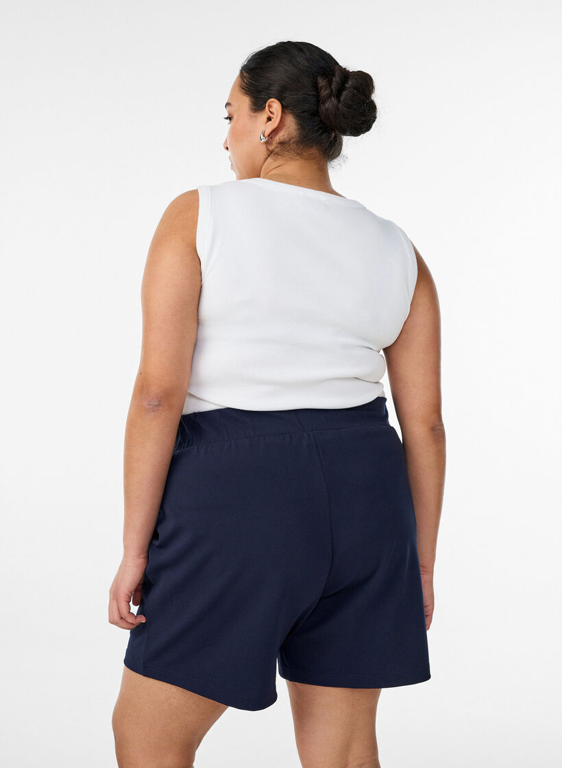 Shorts with pockets and loose fit, Blue, Model image number 2