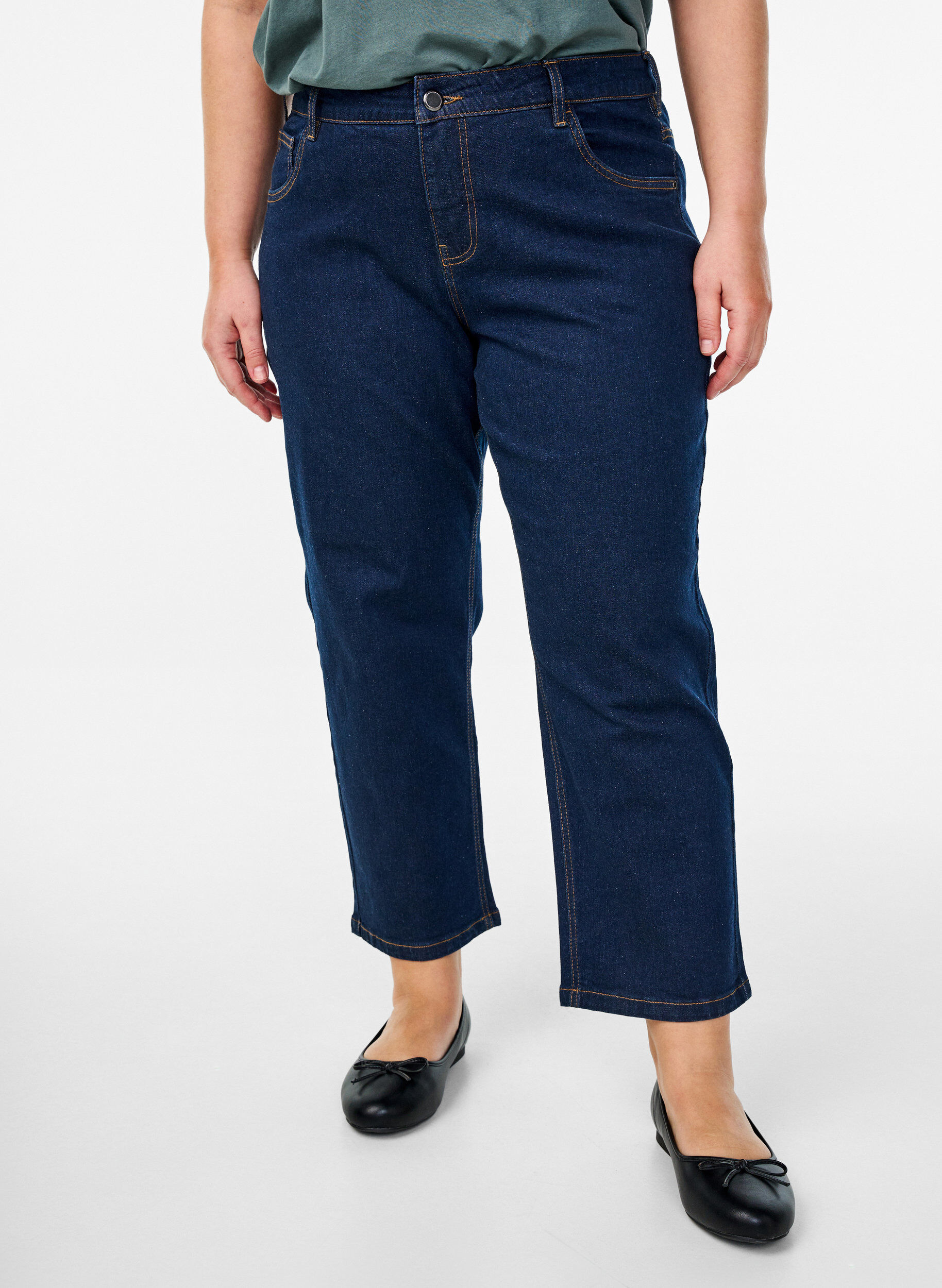 Zizzifashion Cropped Vera jeans with a straight fit, Blue, Model image number 2