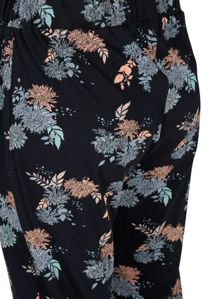 Cotton night trousers with floral print, Black Flower AOP, Packshot image number 3