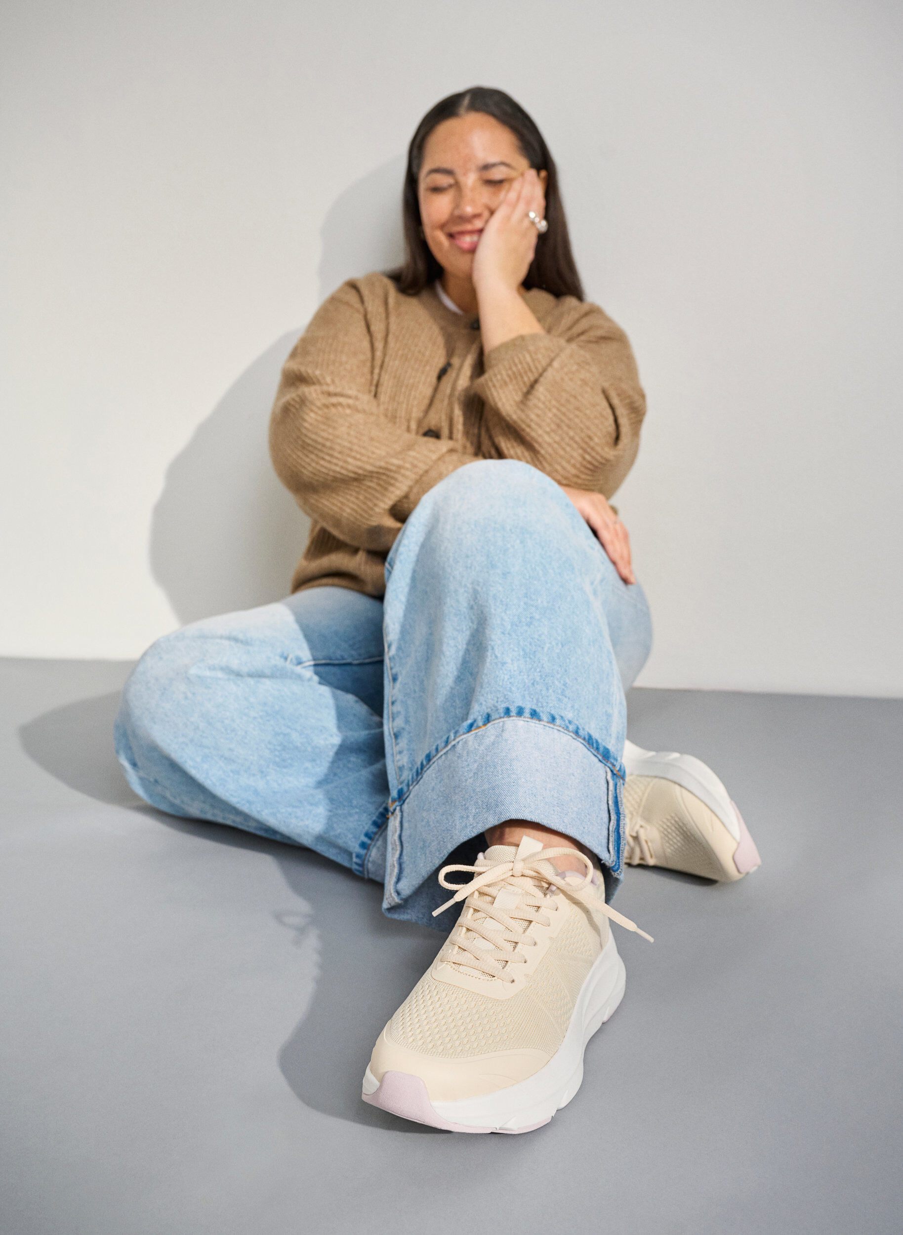 Zizzifashion Wide fit - Comfort sneakers with shock-absorbing sole, Beige, Image image number 0