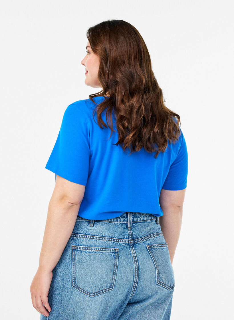 Solid-coloured basic cotton T-shirt, Blue, Model image number 2