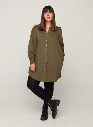 Long cotton shirt with puff sleeves, Ivy Green, Model image number 3