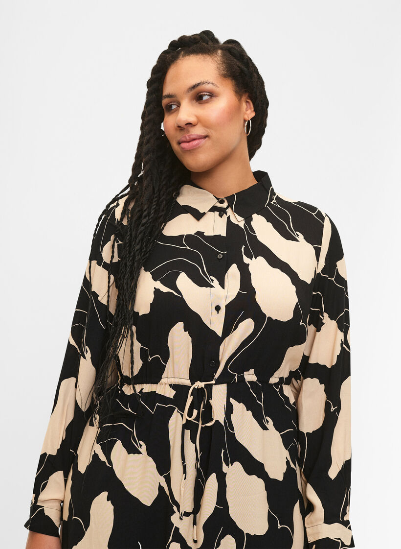 Long-sleeved midi dress in viscose with print, Black AOP, Model image number 2